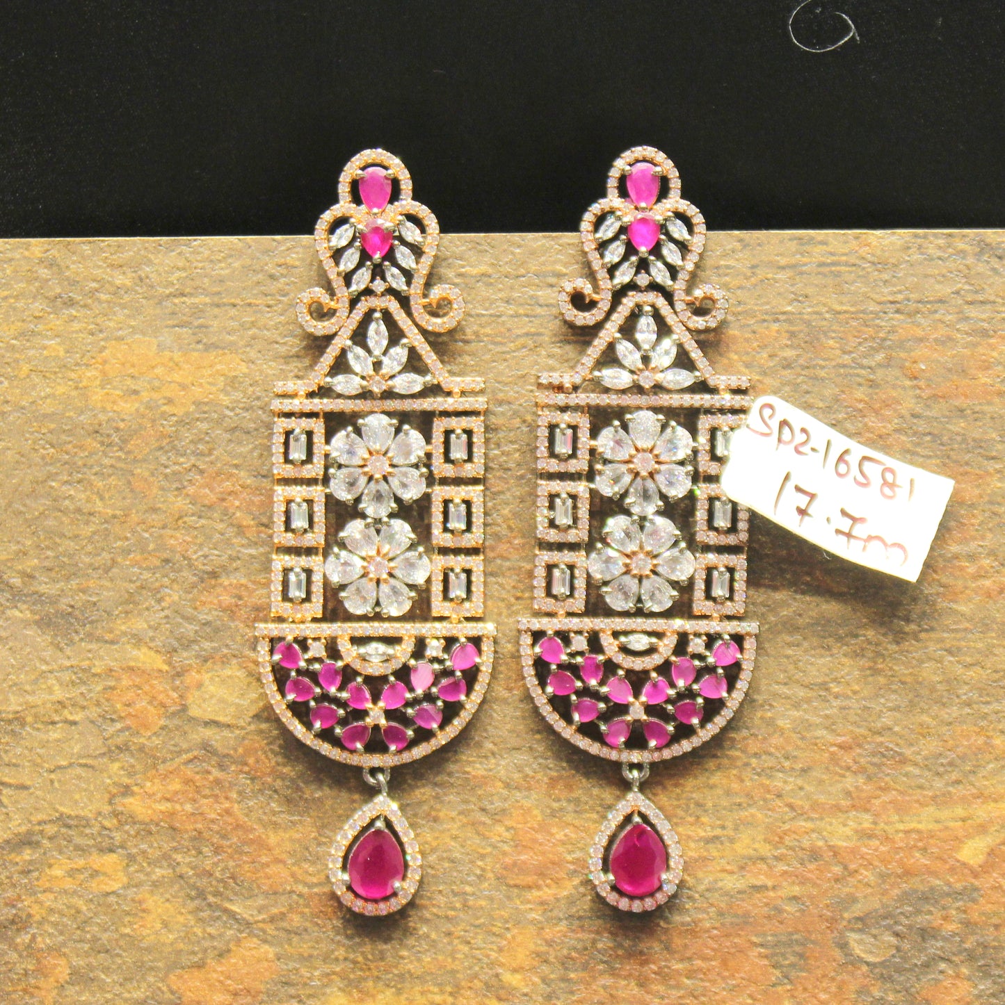 16580 Victorian fancy earrings