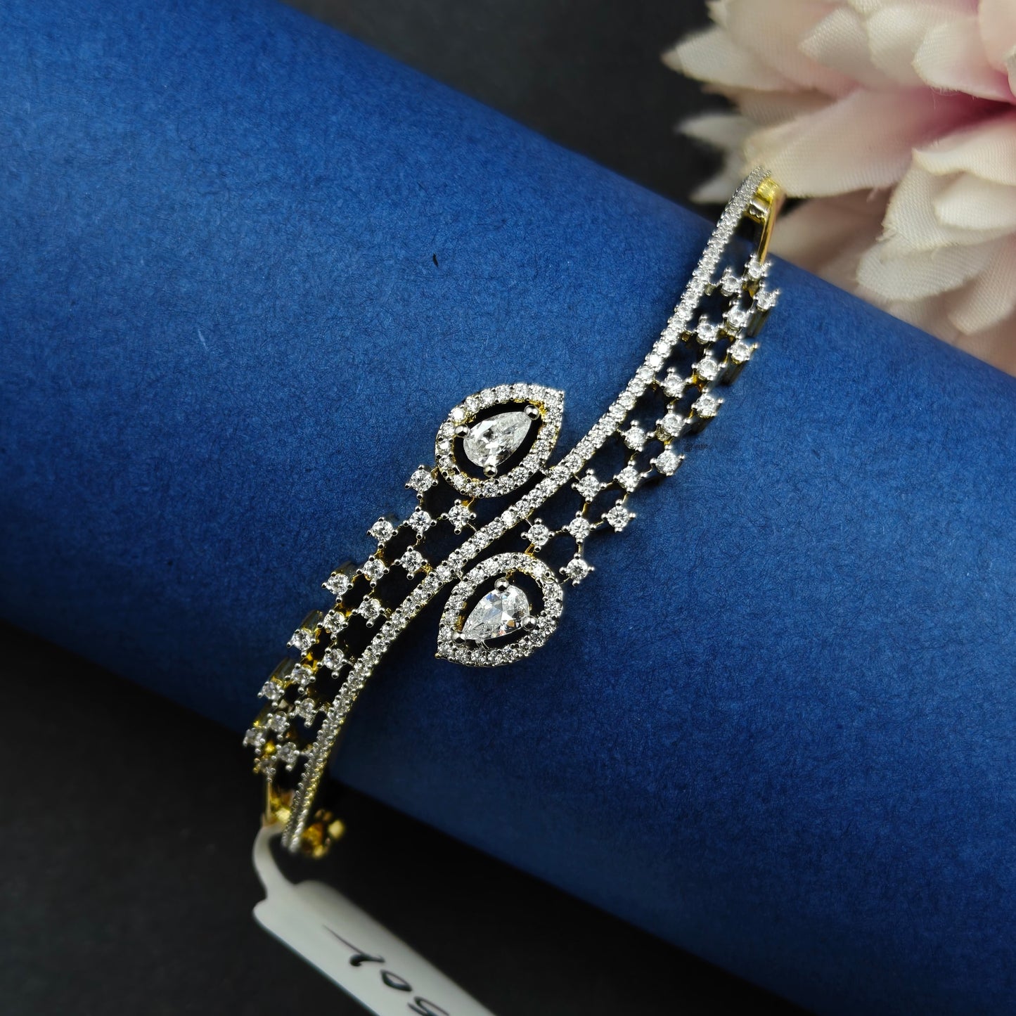 40304 / 40698 GJ Bracelet