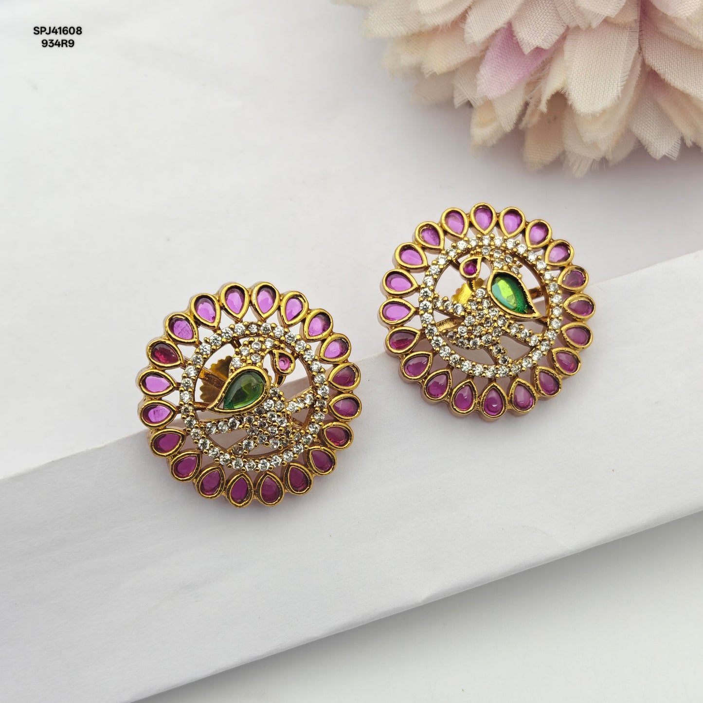 41608 Pota Stone Peacock Studs