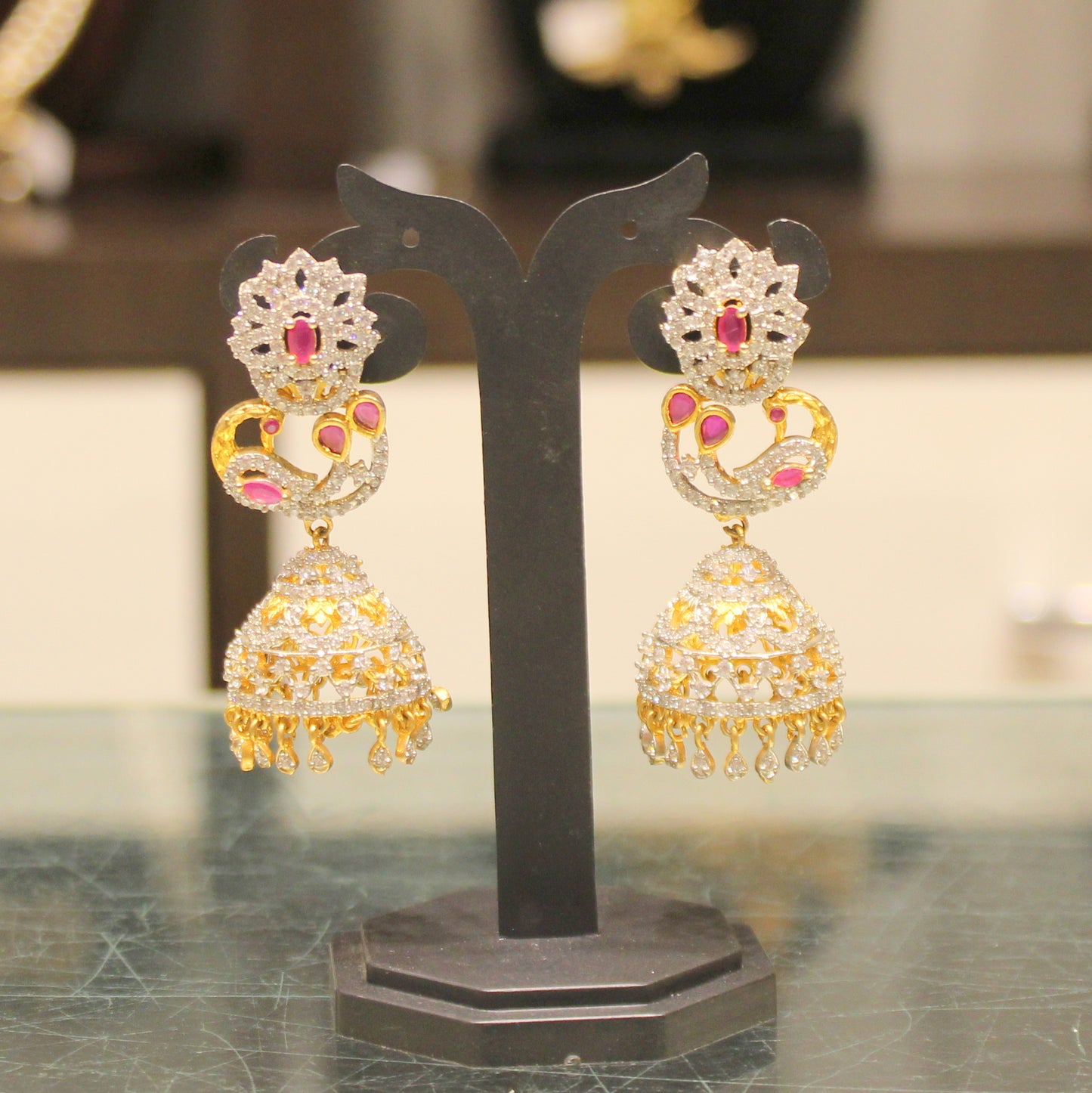 Ruby peacock earrring