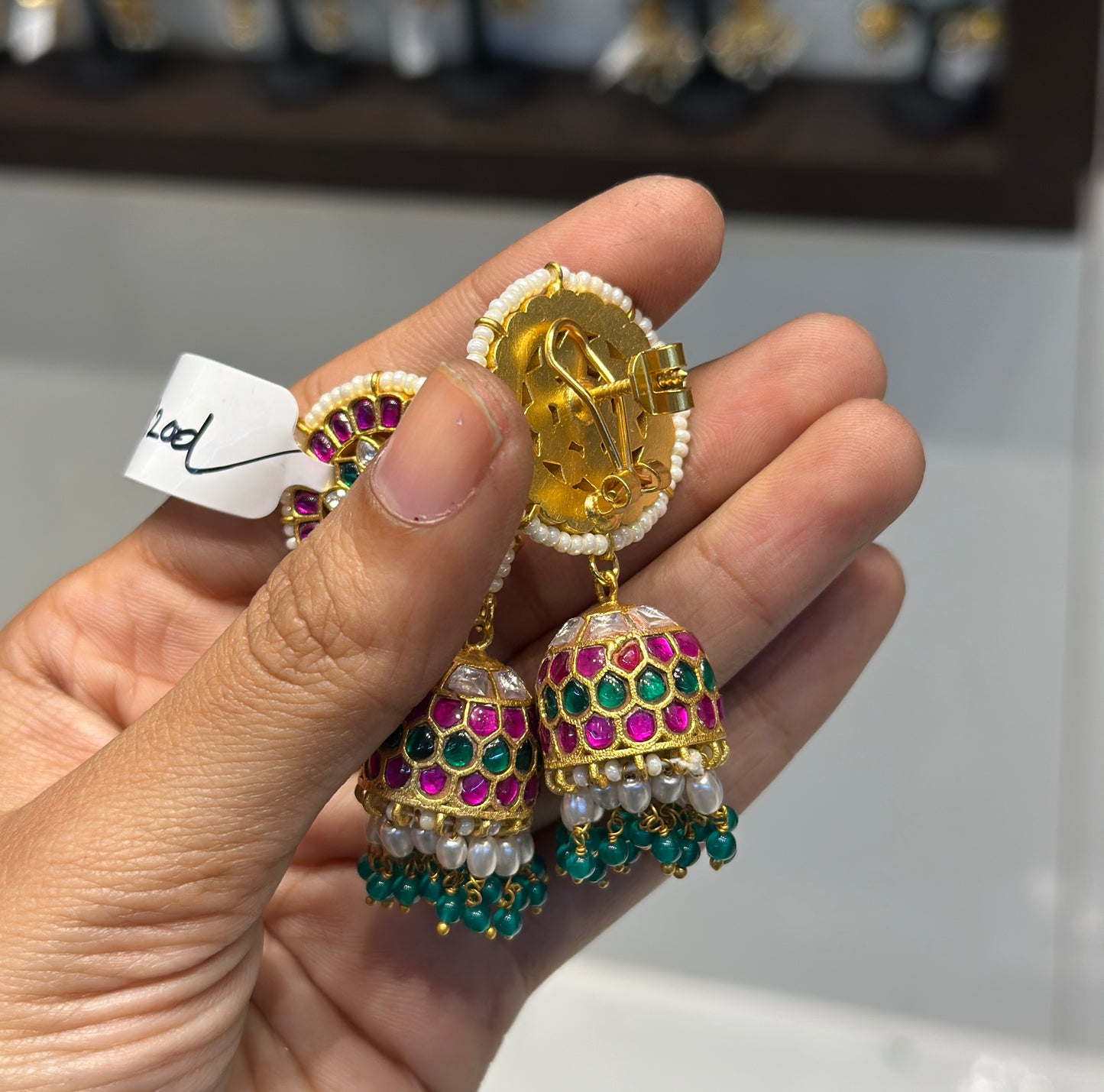 Jadau jhumki