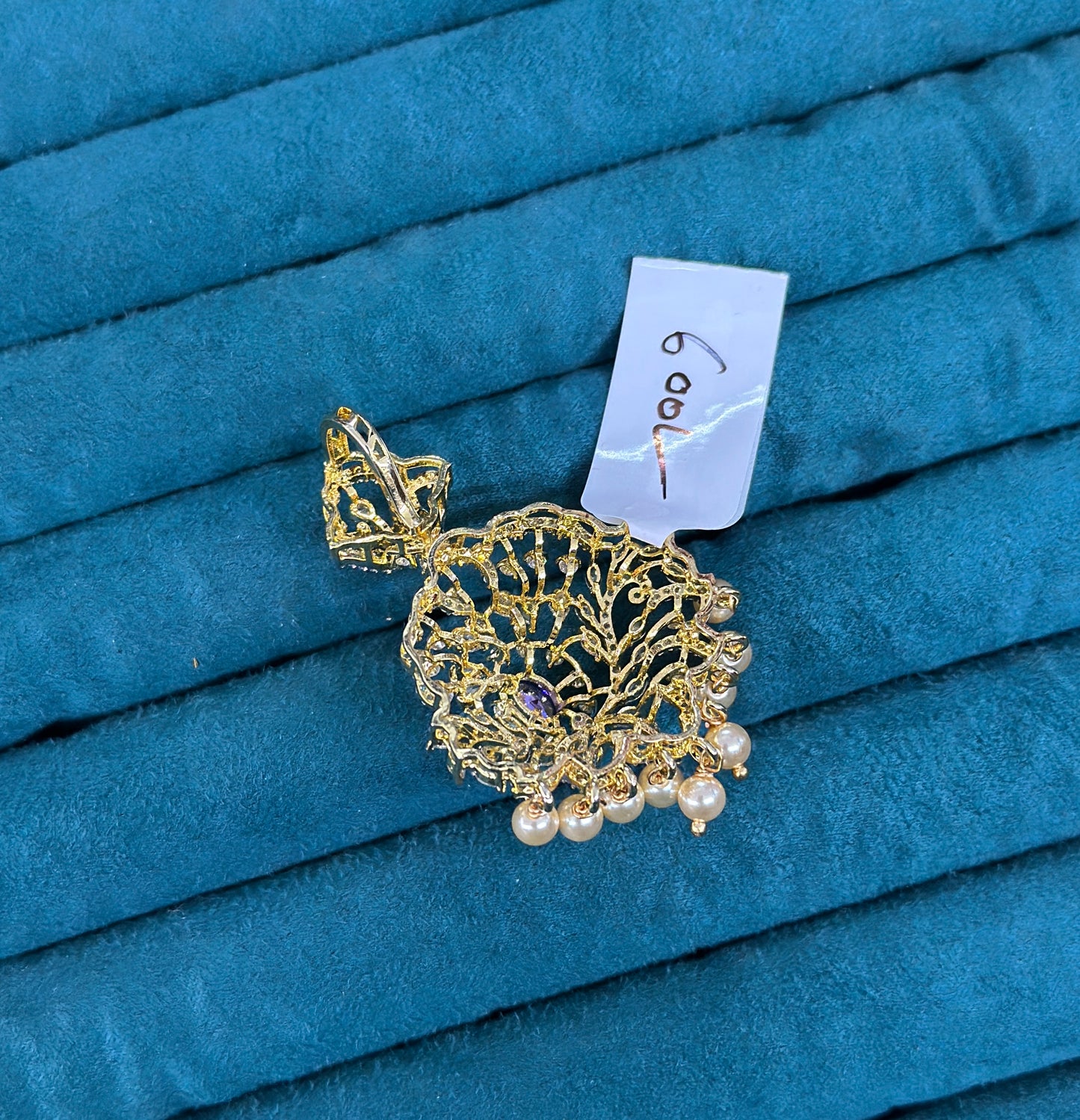 gj pendant