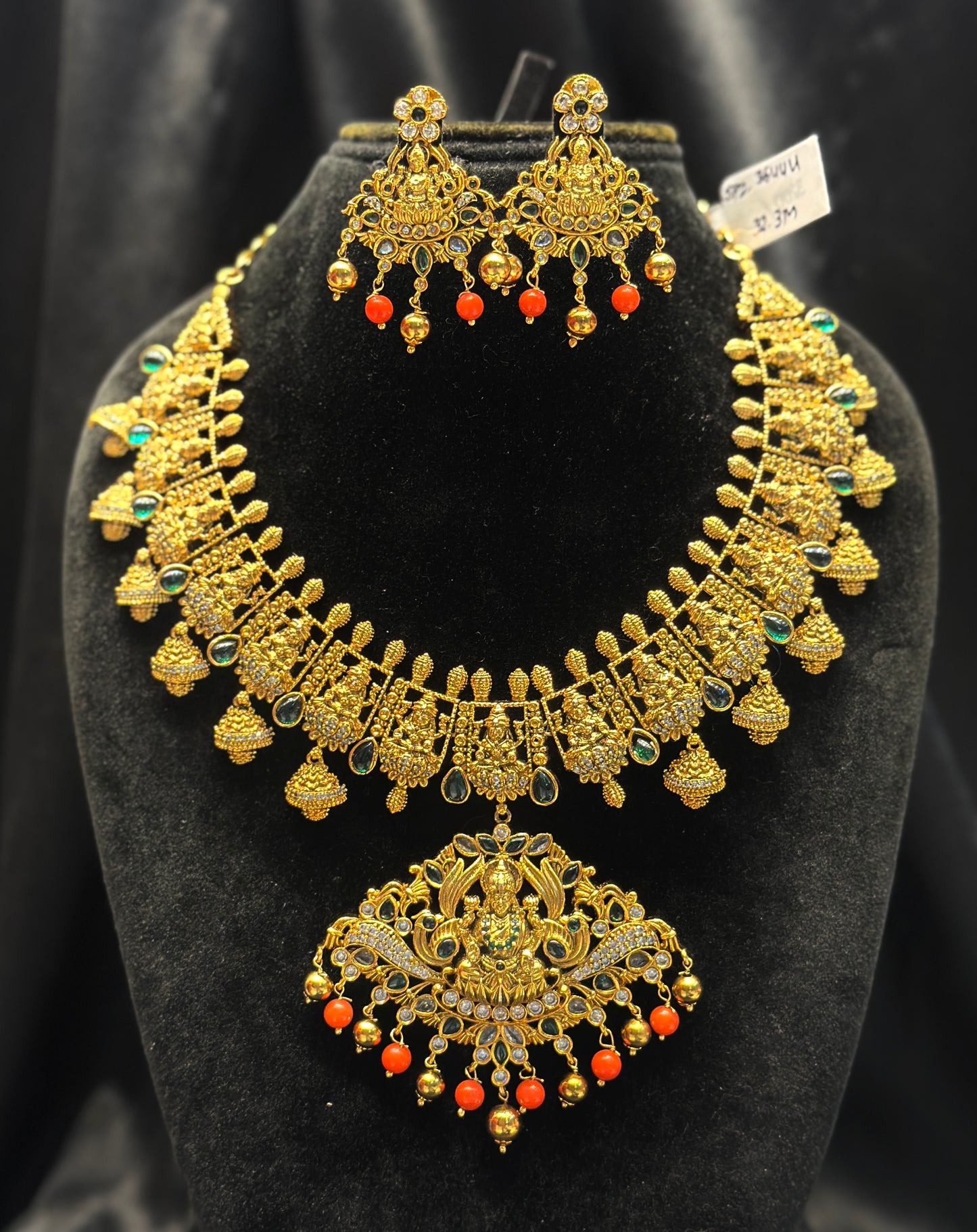 Laxmi Coral necklace