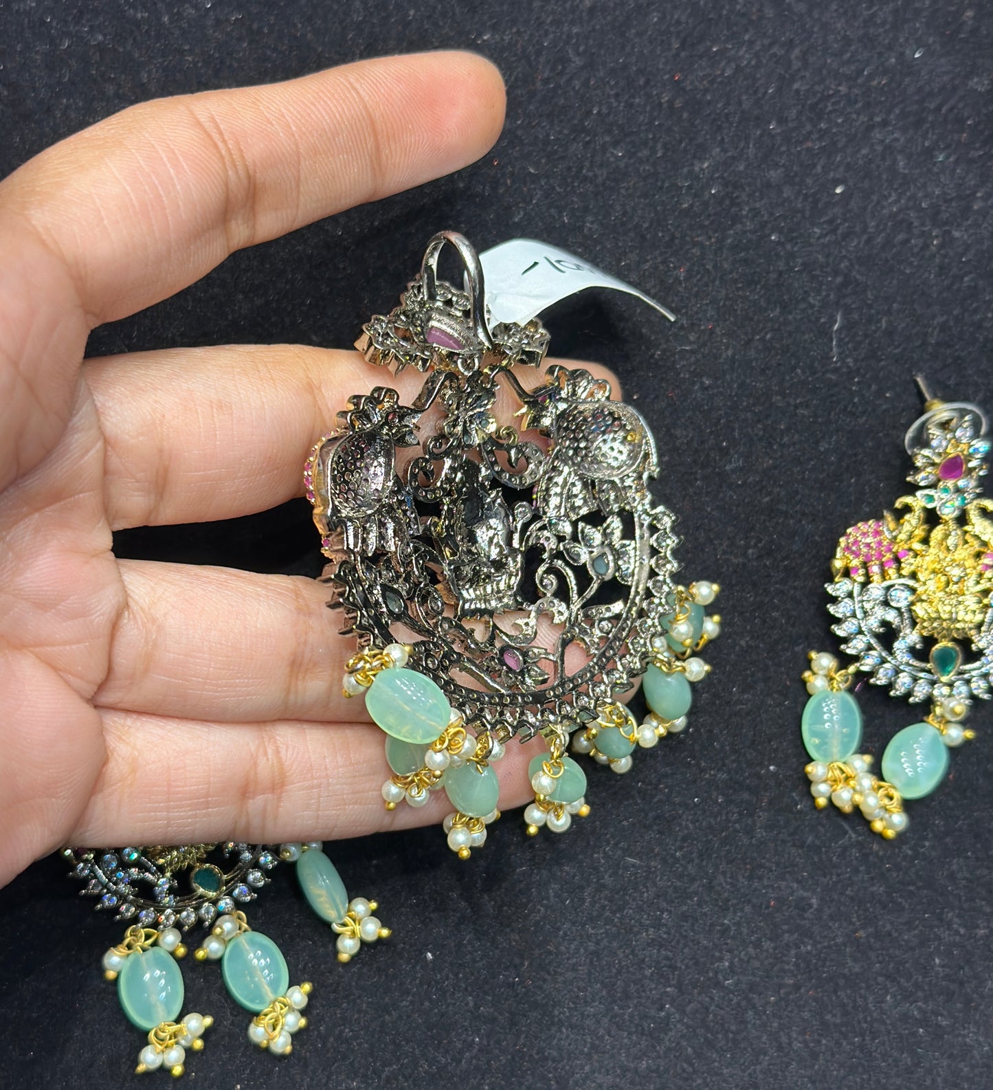 Victorian laxmi pendant set