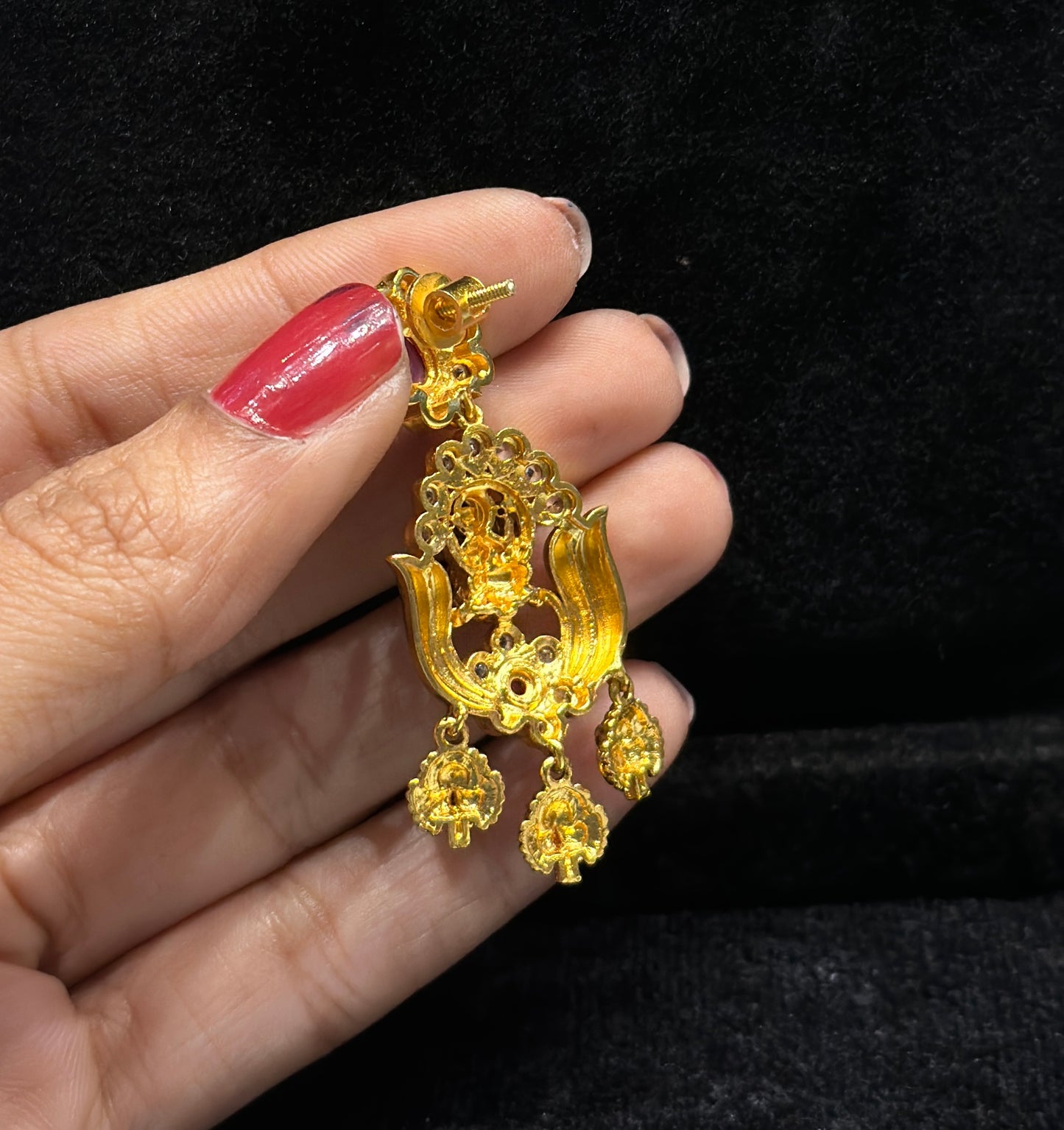 38525/38803 Matte short necklace