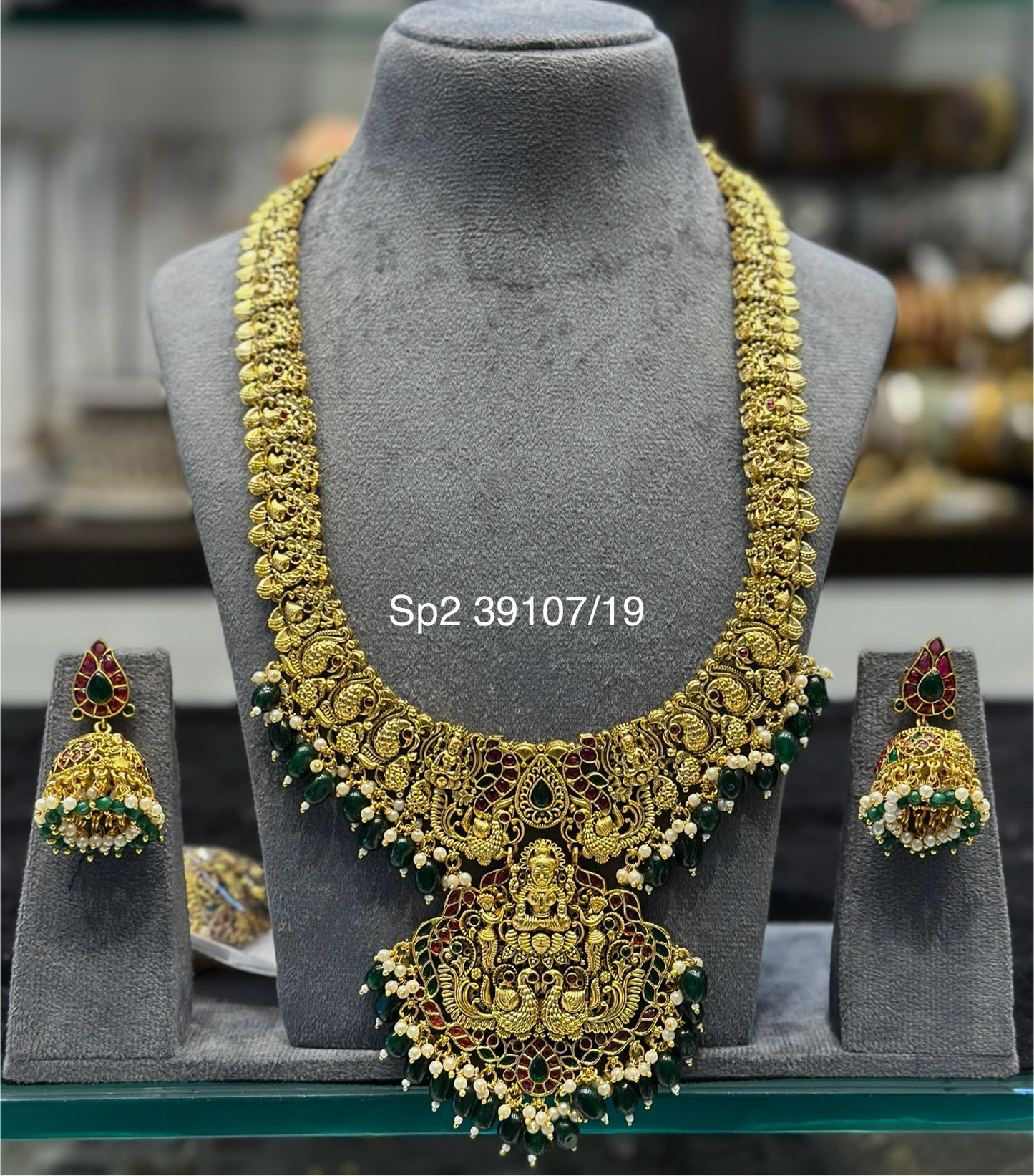 39107 Nakshi laxmi long necklace