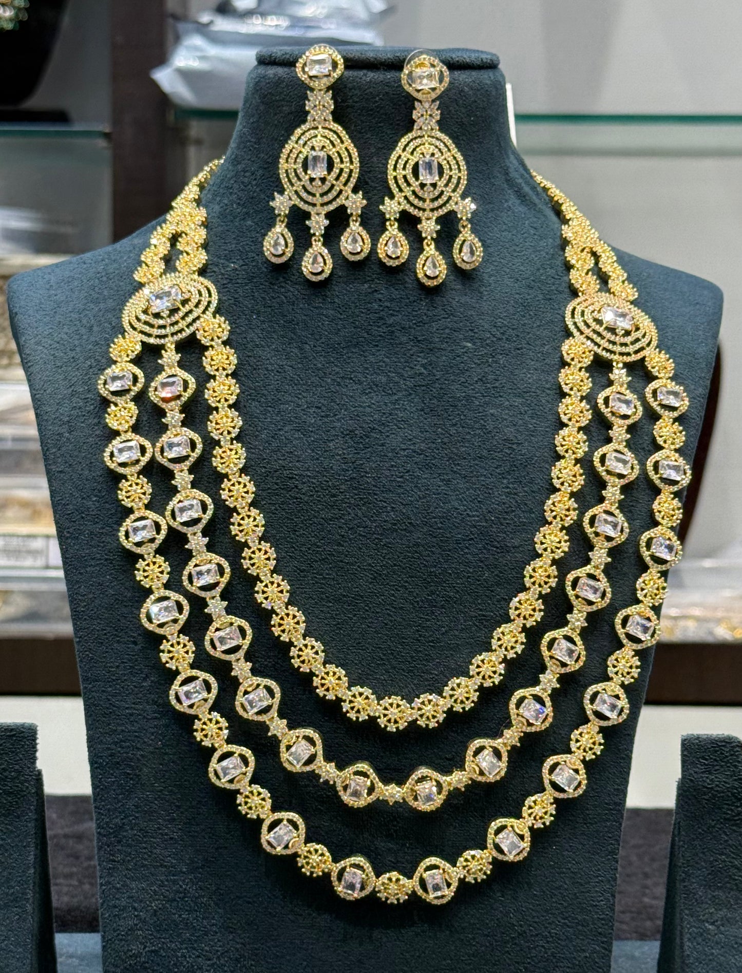 19367 3 layers gold polish bridal necklace with hanging