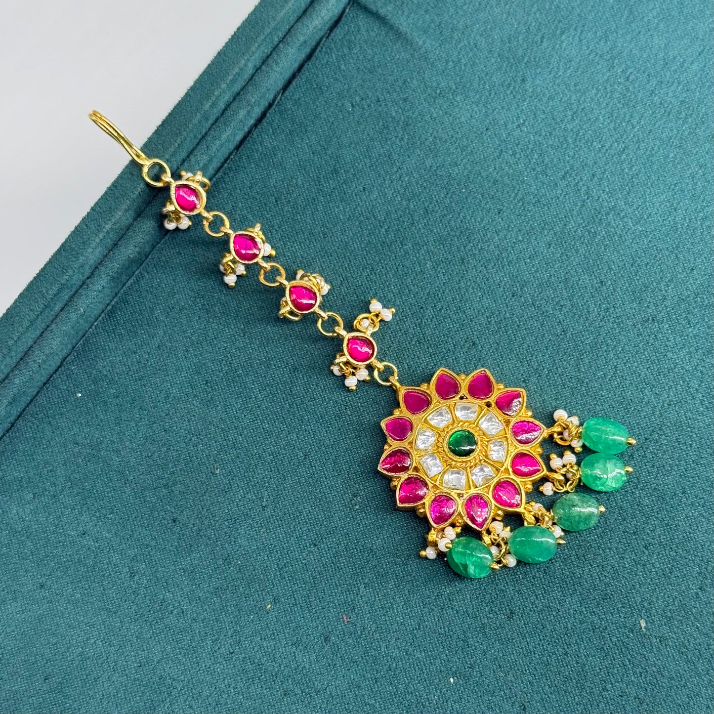 Jadau Kundan flower design multi color Mangtikka