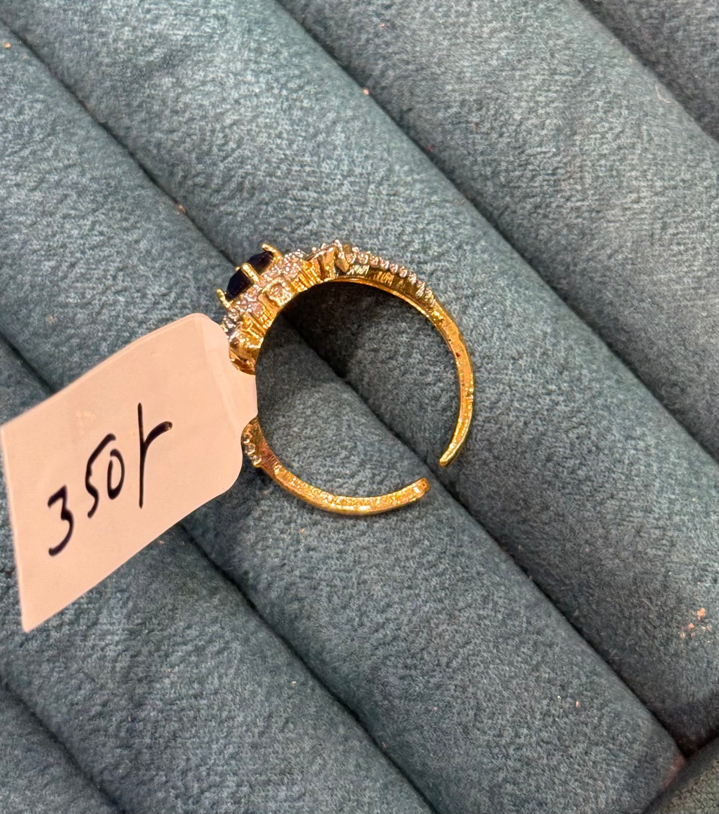 39400 Real diamond look finger rings with Blue stone