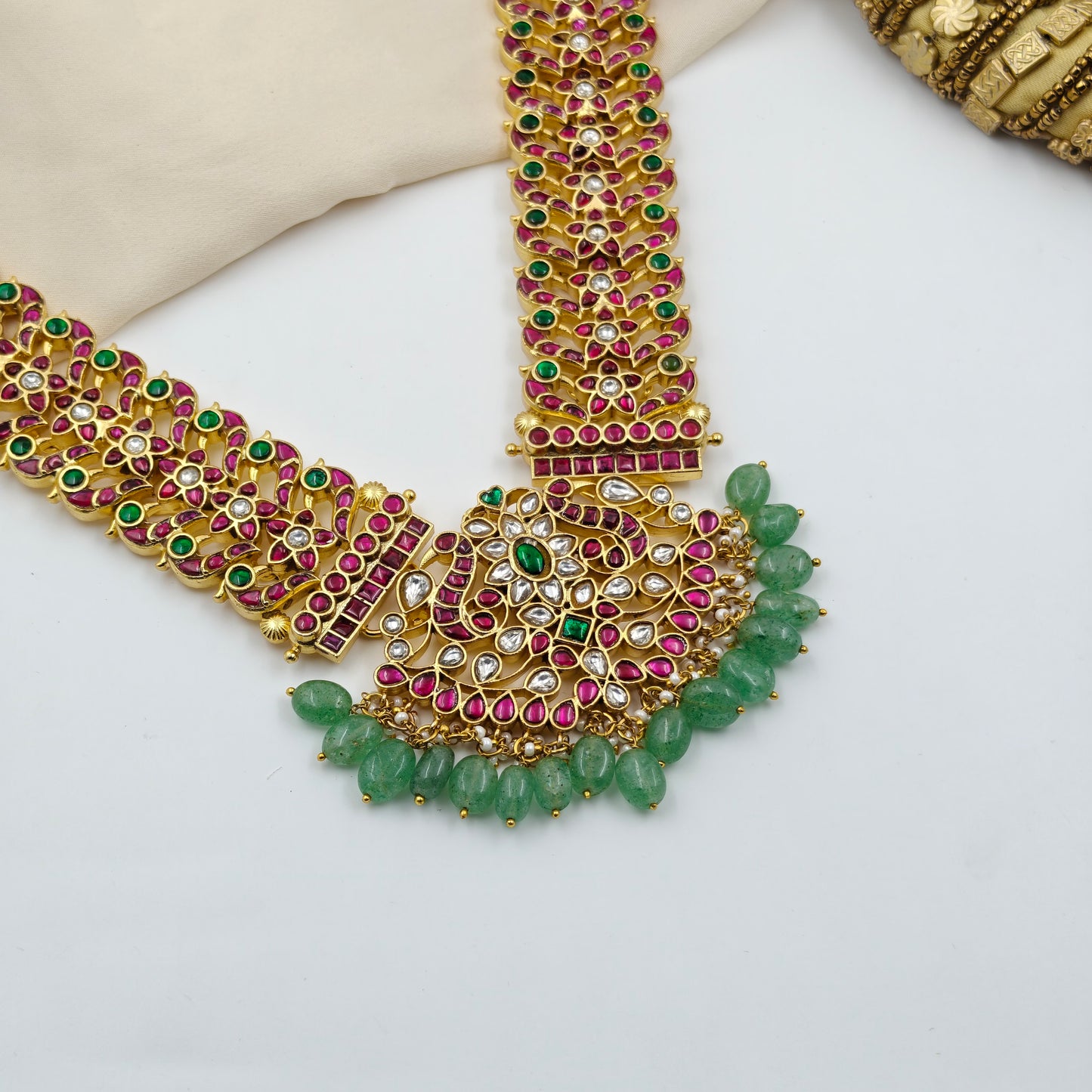 39541 Jadau necklace