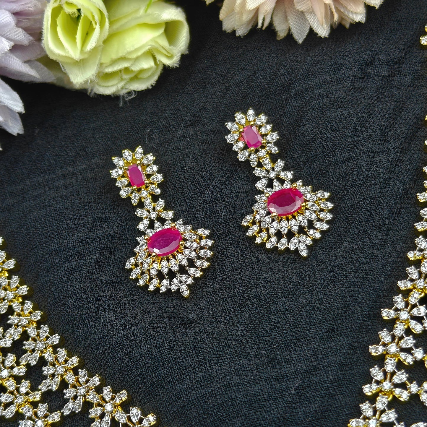 38805 Gj 2 layers necklace with screwback earring