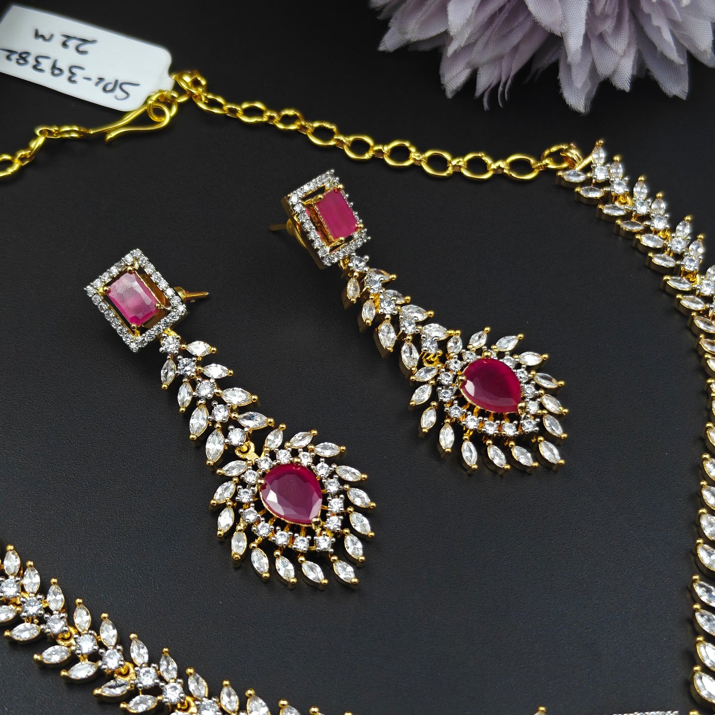 39382 GJ Ruby stone necklace