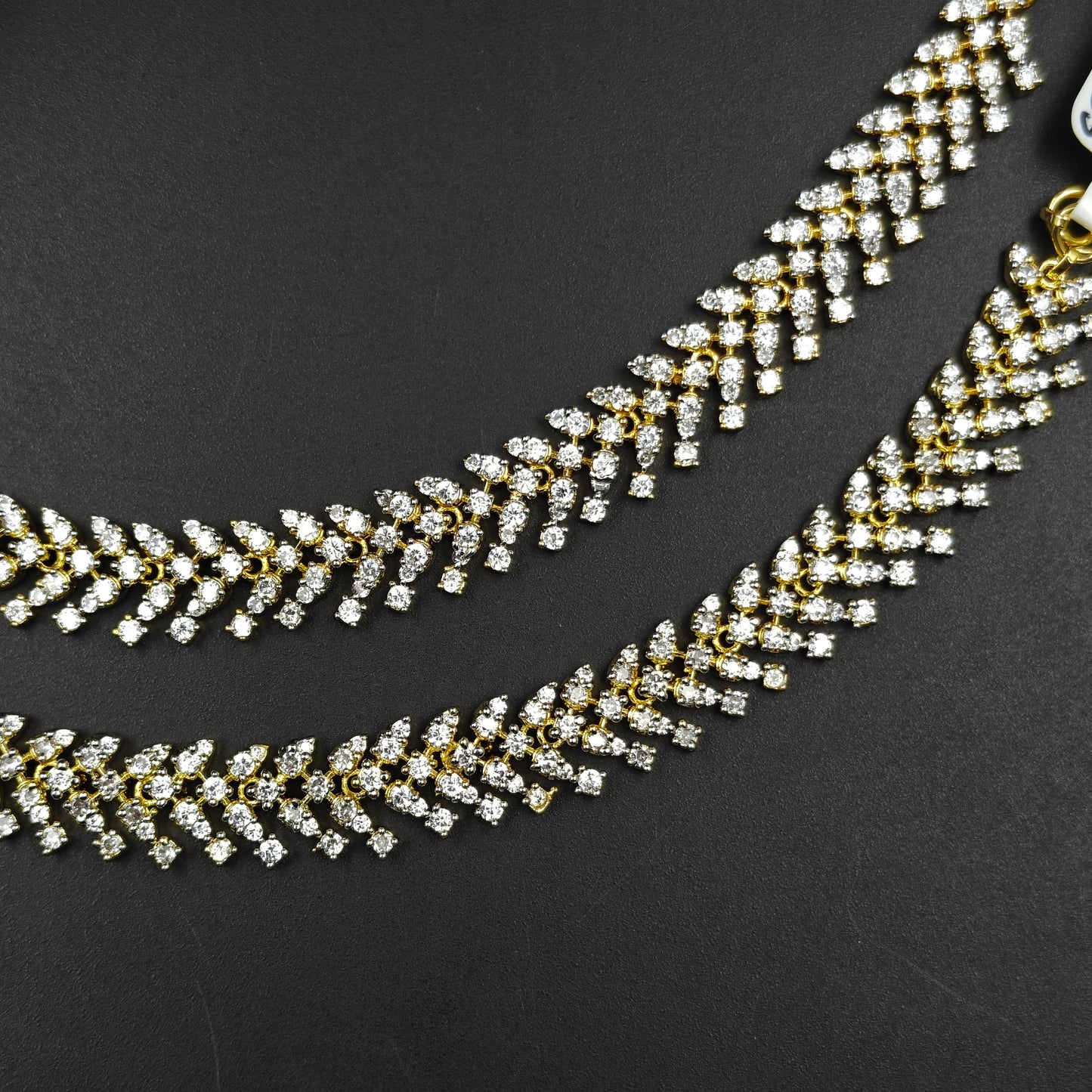 39718 / 41832 Real diamond Look champaswaralu