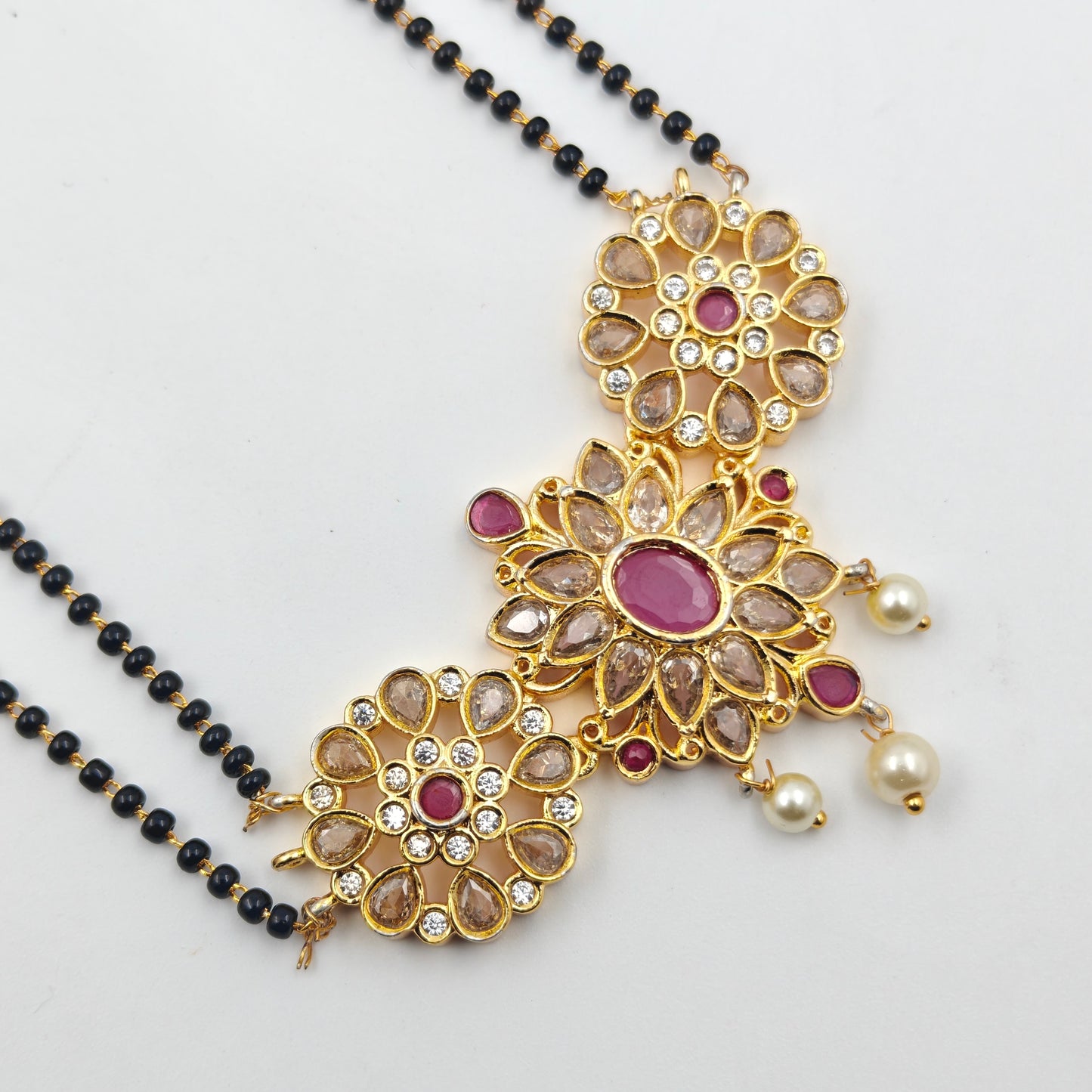 7132 Blackbeads with earrings