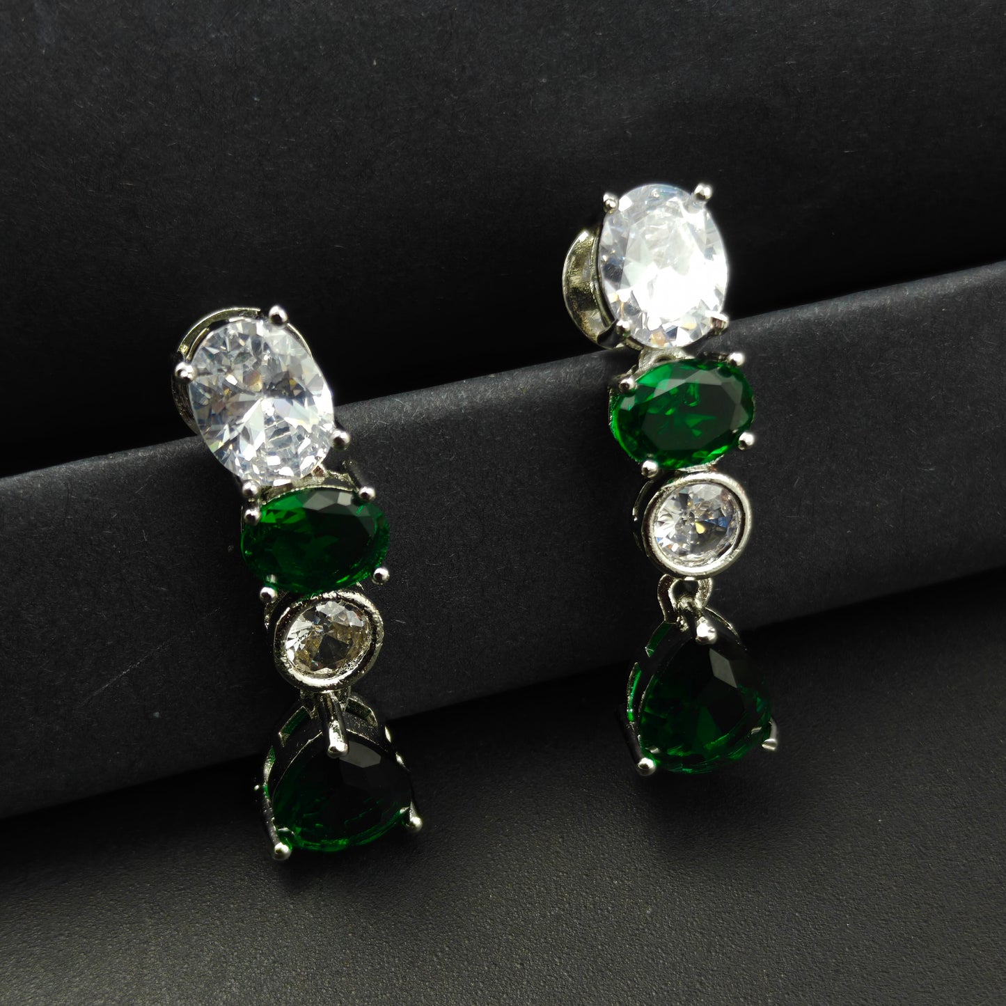 37590 Platinum Necklace Set Green