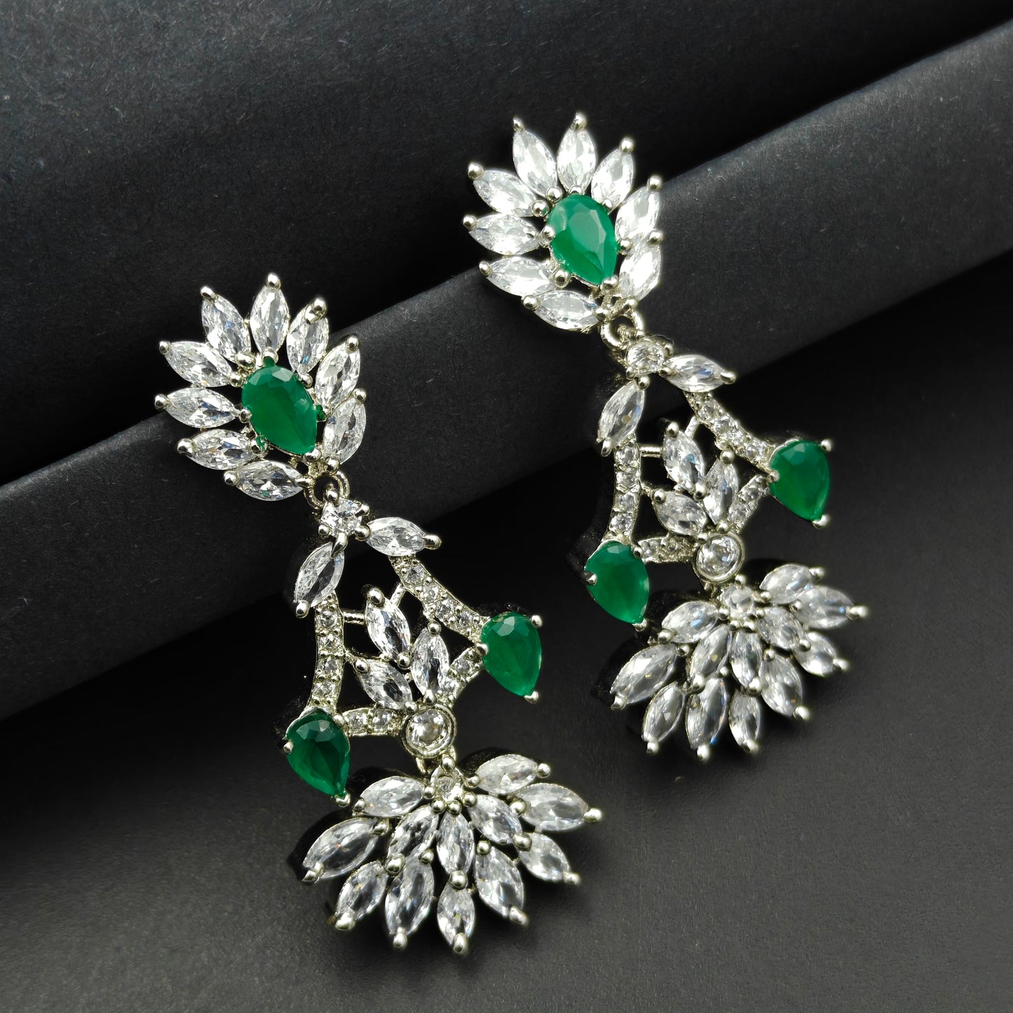 8966 Platinum AD Colour Stone Set