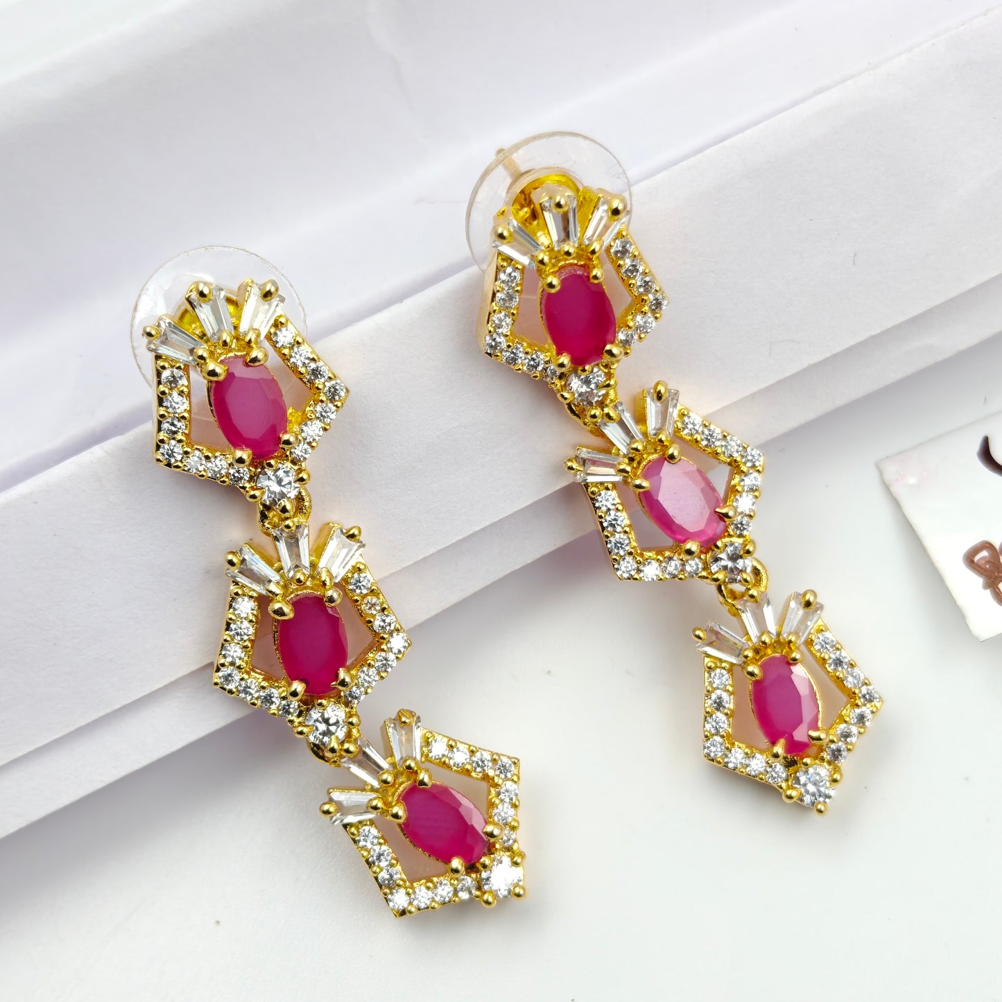 16238 Platinum Square Shape pink Necklace