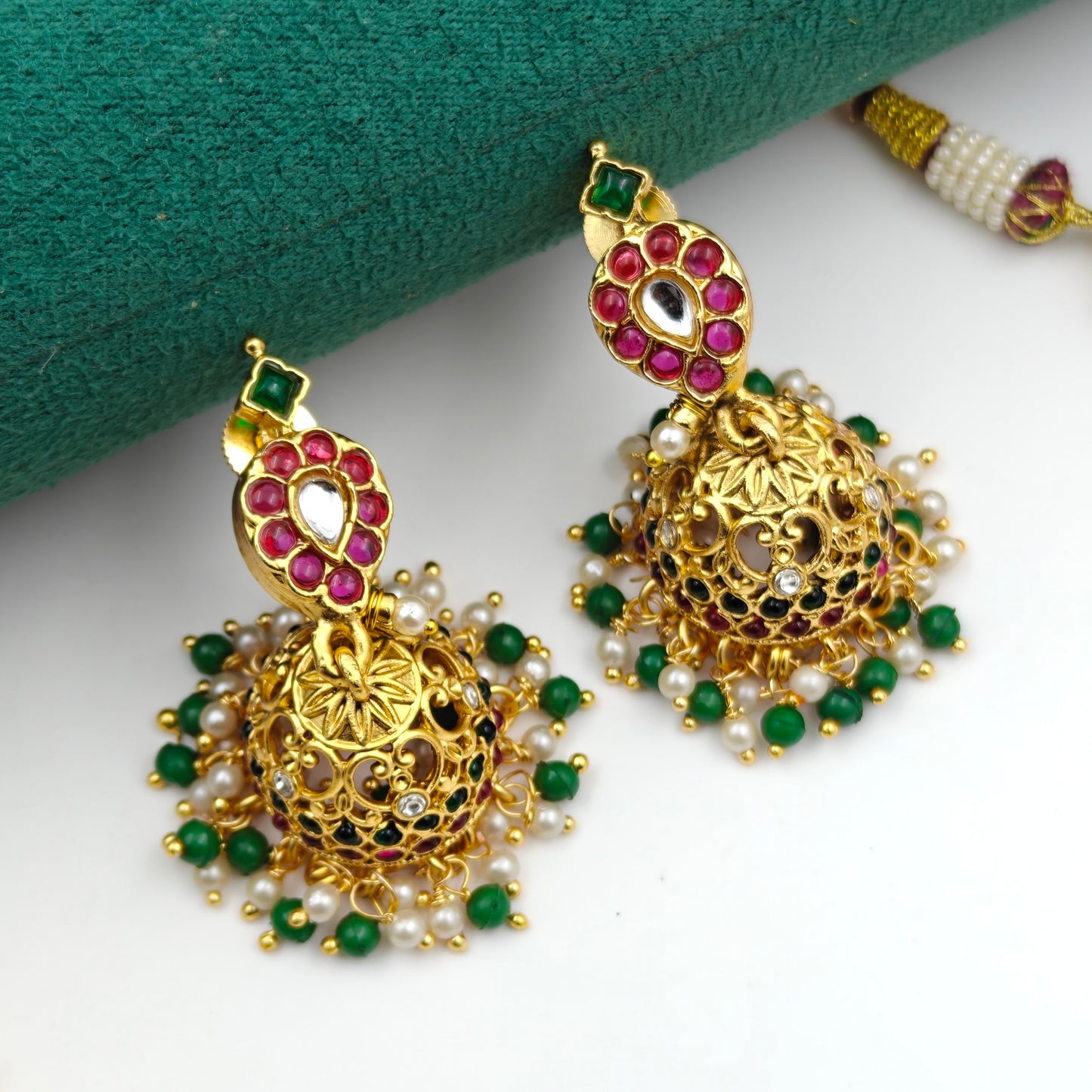 40692 Pota Stone Multi Mango Short Necklace Set