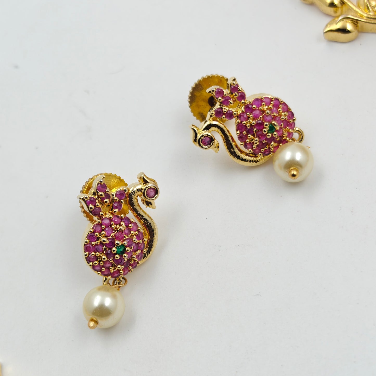 4961 CZ Flower Short Red Necklace Set