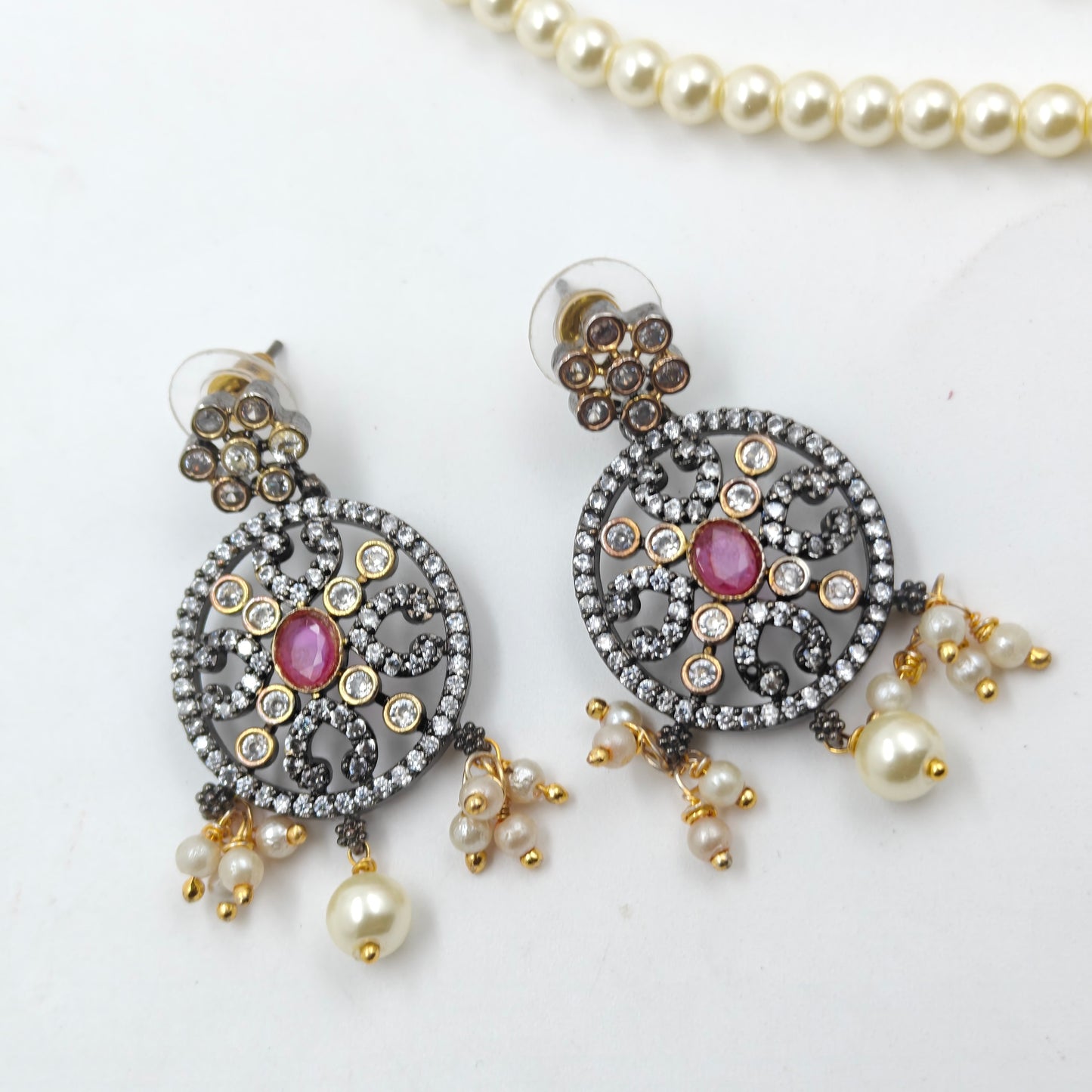 14884 Beads Victorian 1 Line Mala With Pendent Set