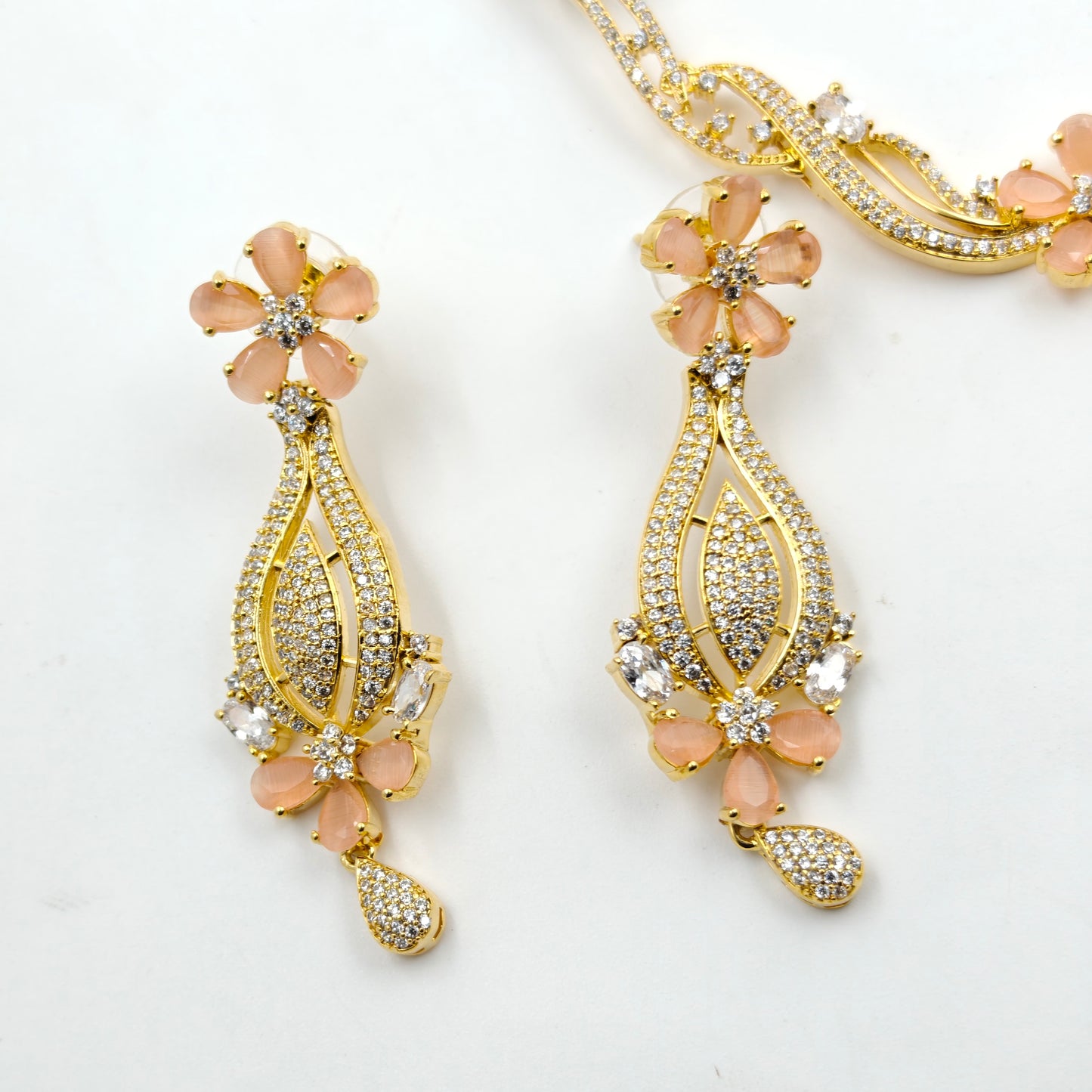16268 GP Floral Stuff Long Orange Necklace Set