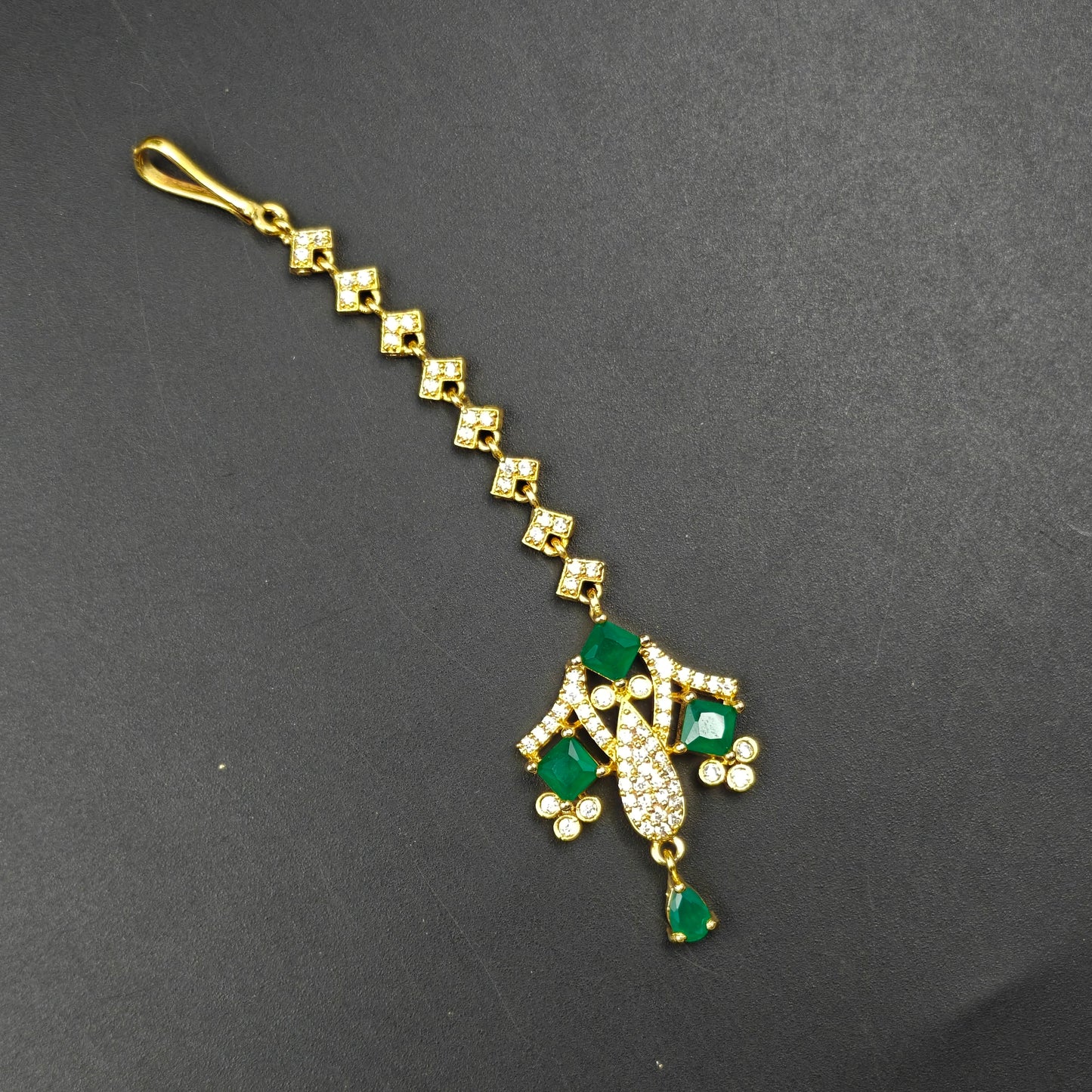 1950 GP Gold Stone AD Choker Green