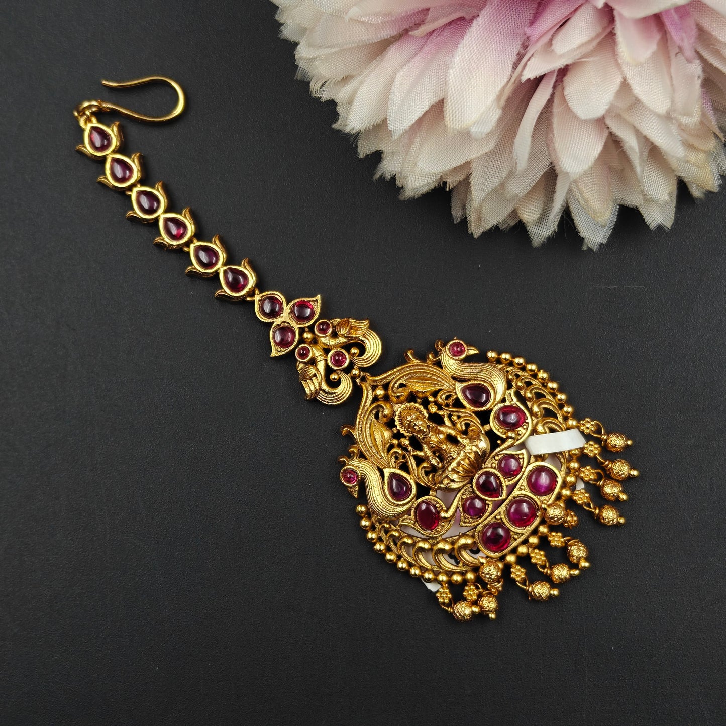 7203 Matte Laxmi Kempu Peacock MaangTika