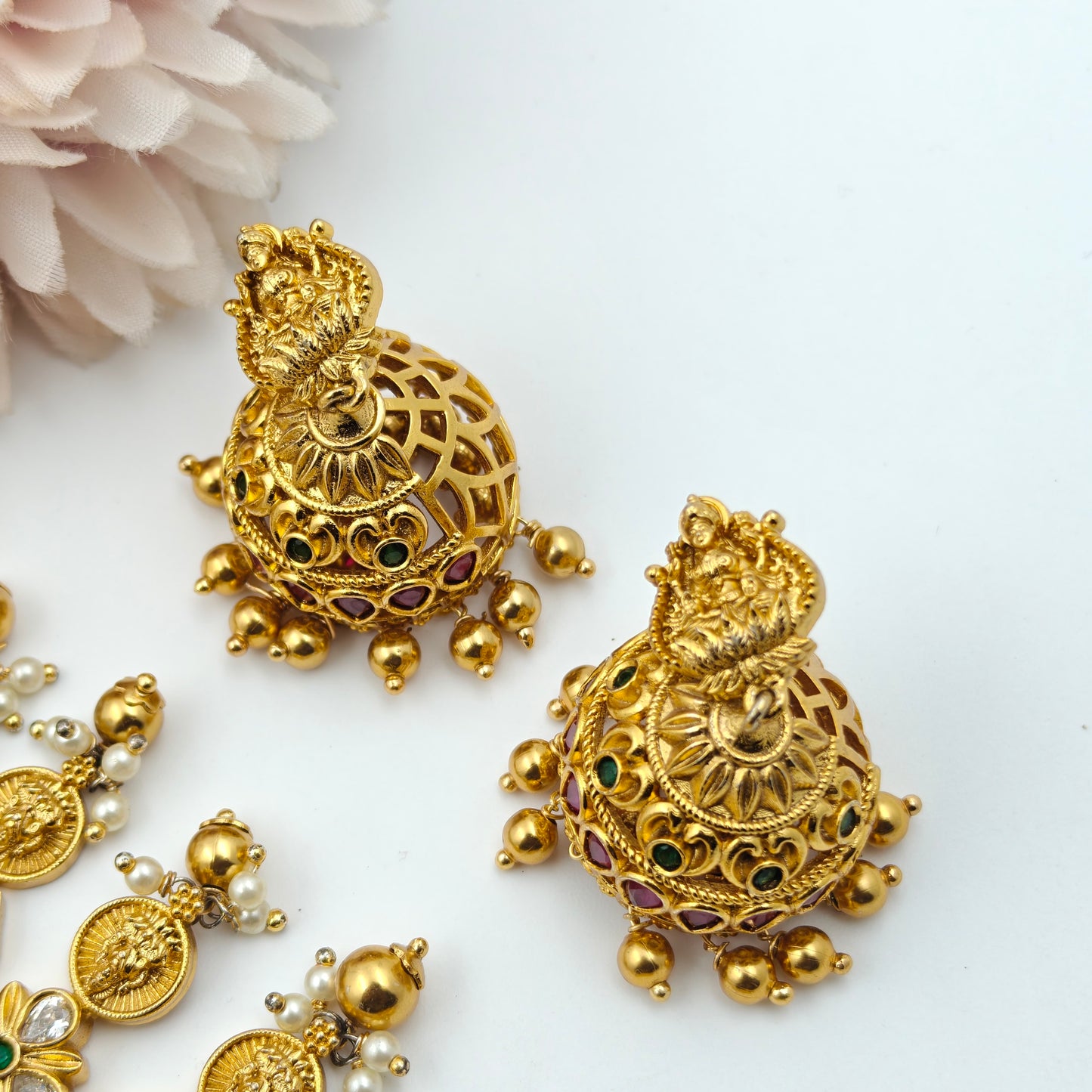 19918 Matte Laxmi Kasulmala Short Necklace