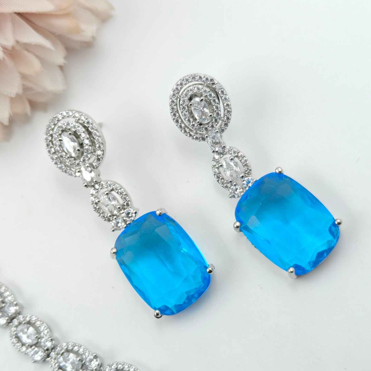 26917/26916 Platinum Necklace Sky Blue