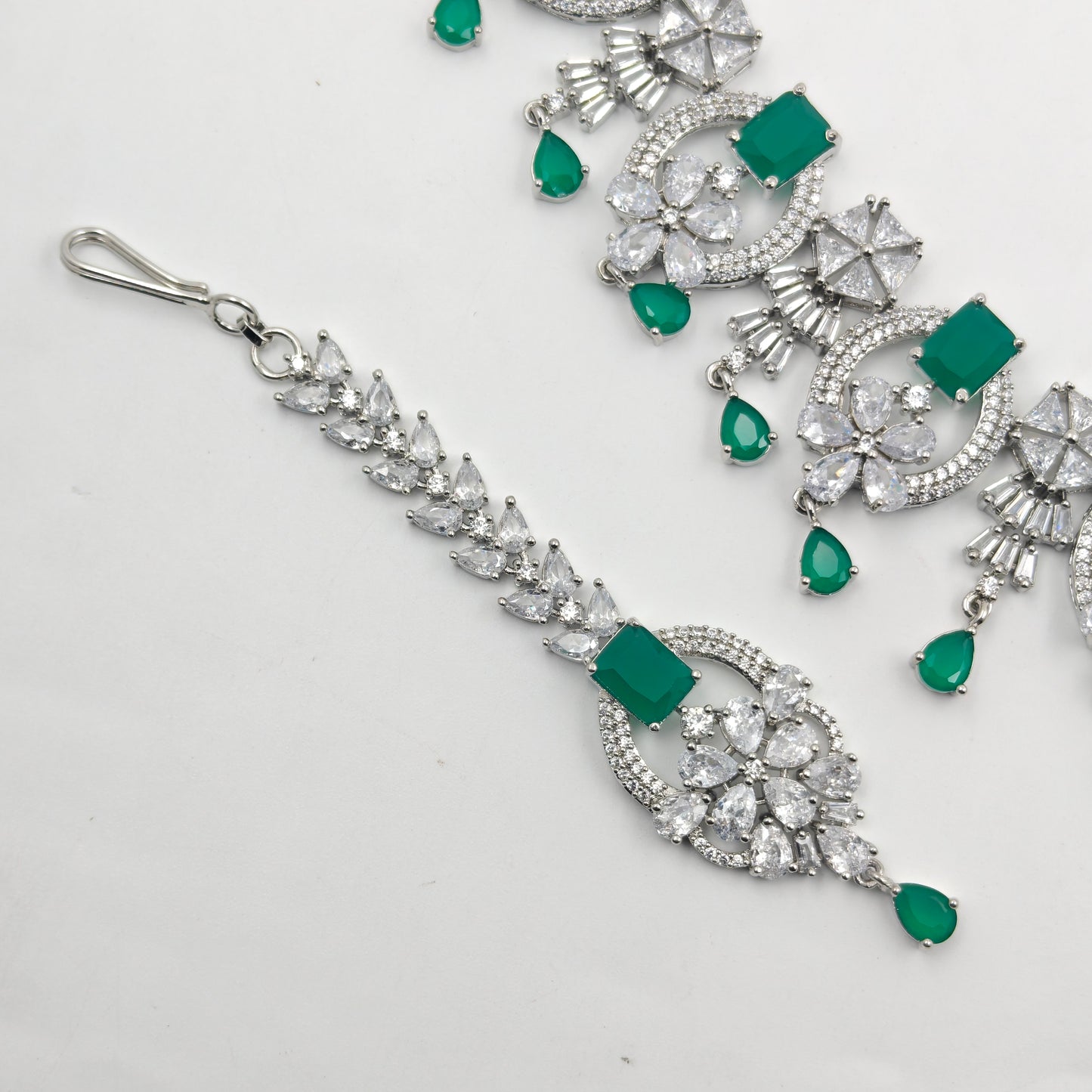 16520 Platinum Short Necklace Set Dark Green