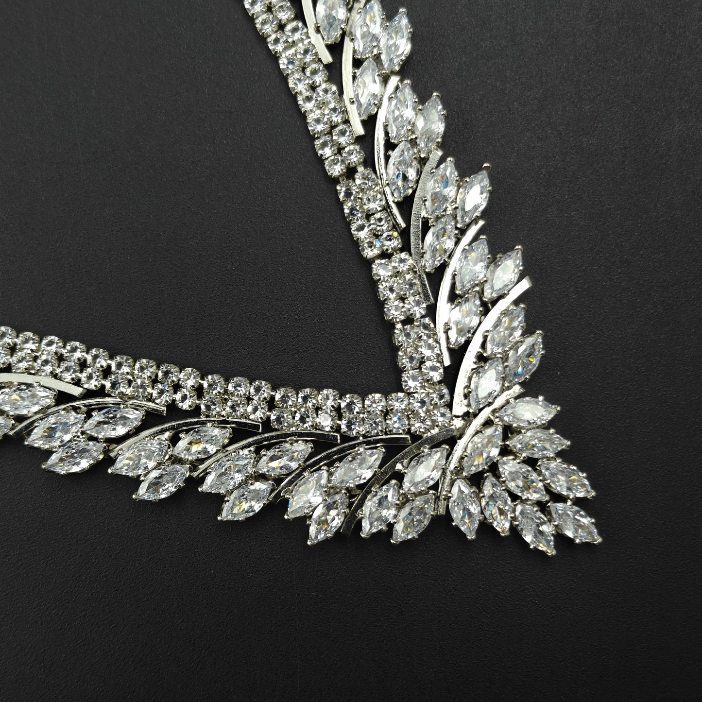 6657 Platinum Necklace Set