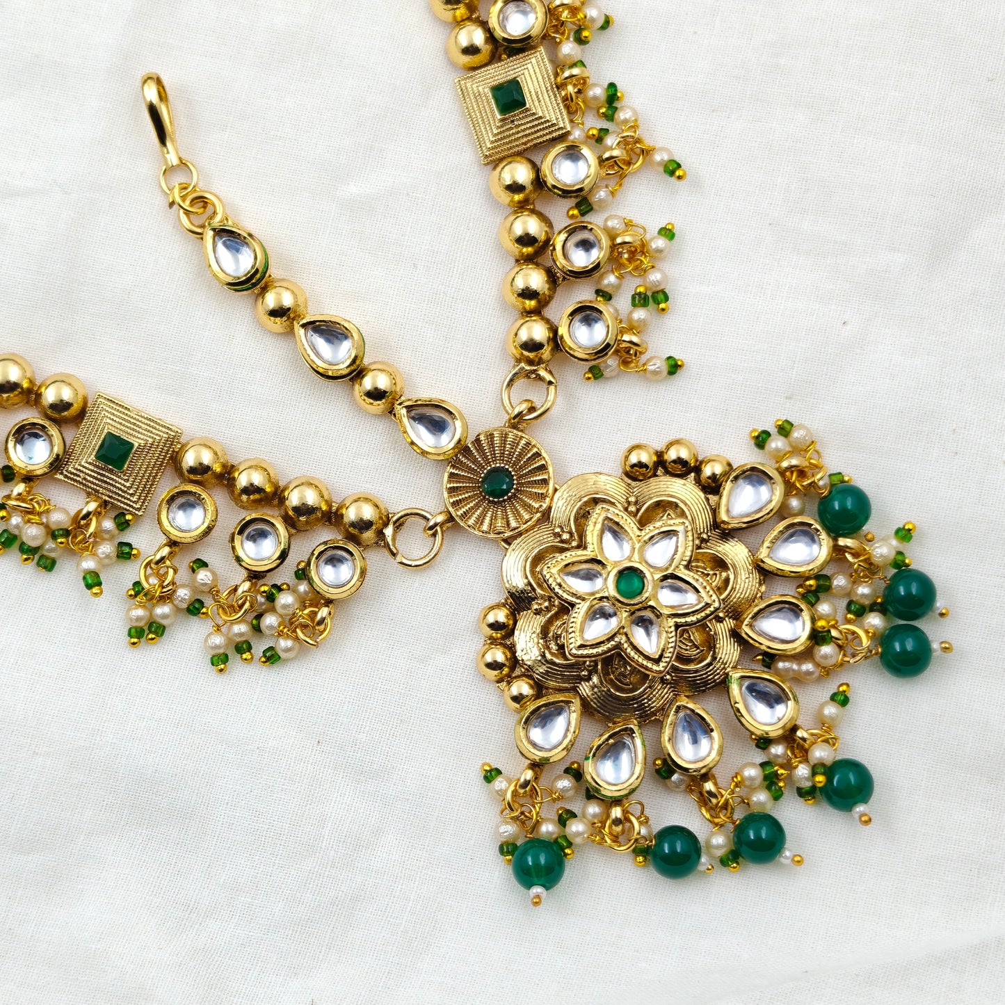 10539 Kundan HairSet Green