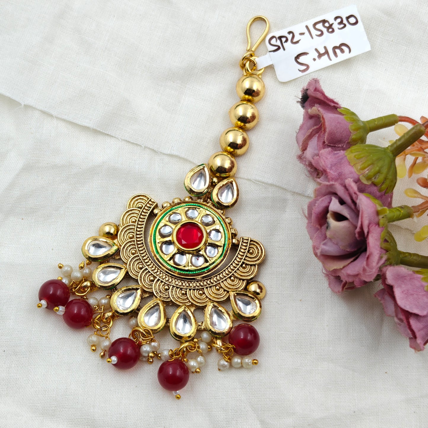 15830 Kundan MaangTikka Chandbali Type Red