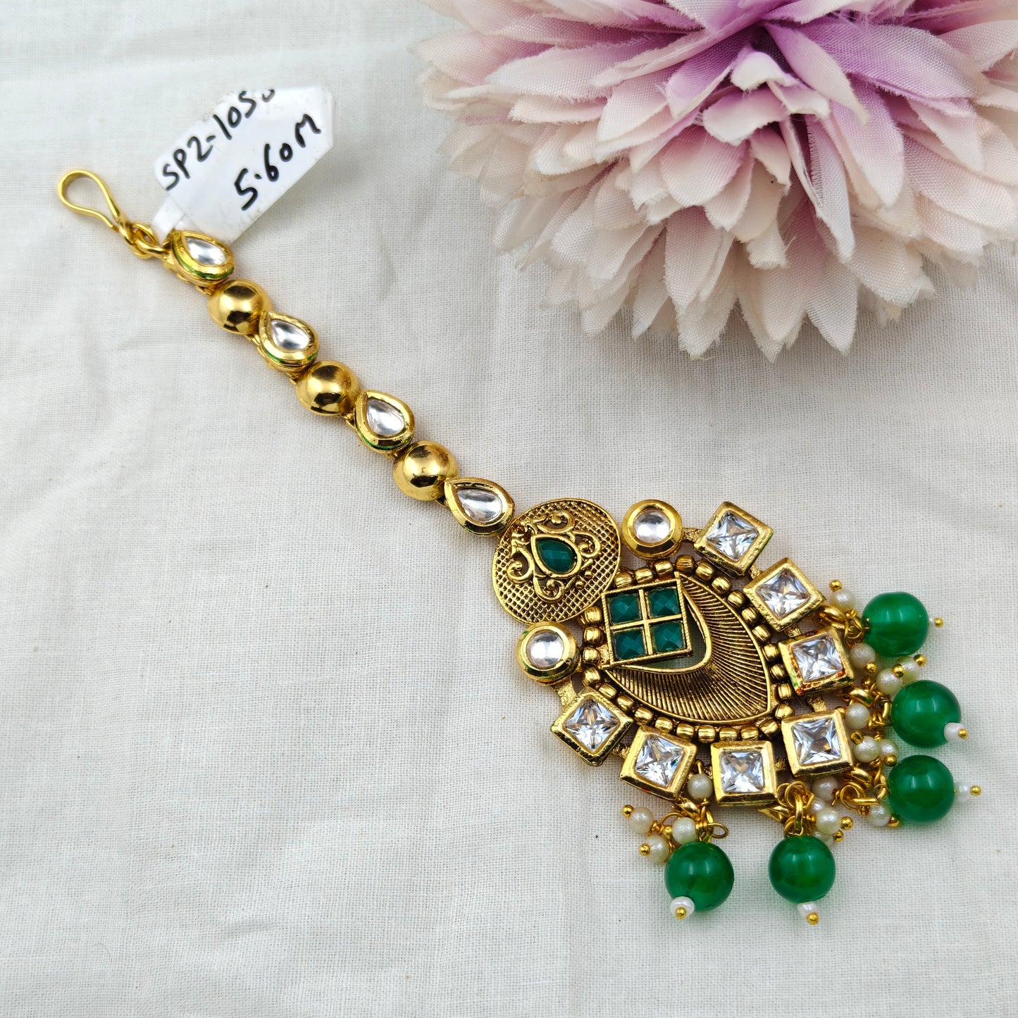 10559 / 10561 Kundan Long MaangTika Green