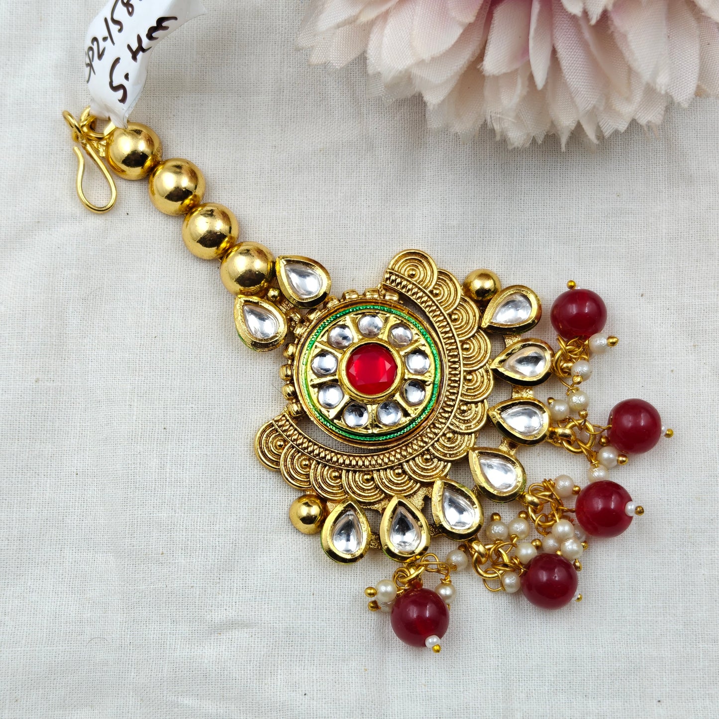 15829 Kundan Chandbali MaangTika Type Red
