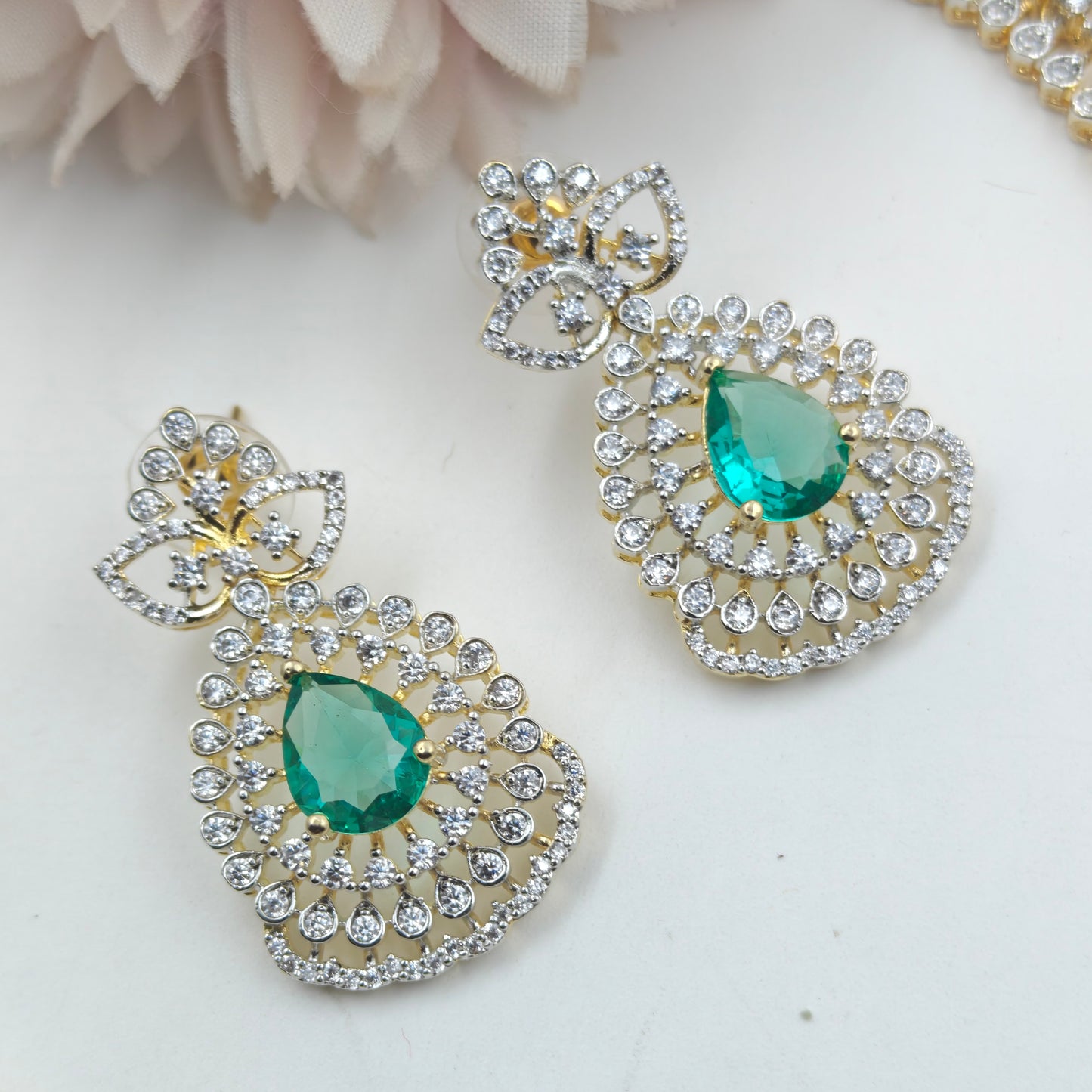 39462 GJ Fancy Mango Necklace Set in Rama Green