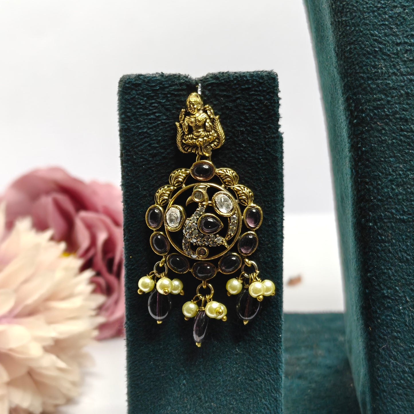 Victorian Peacock Laxmi Short Necklace Purple