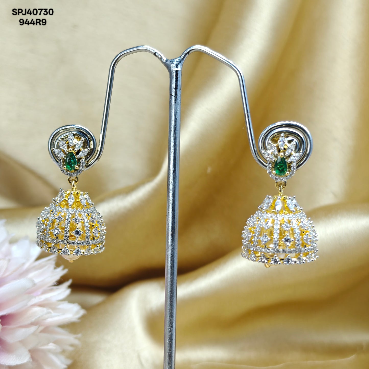 40730 GJ Jhumki Green