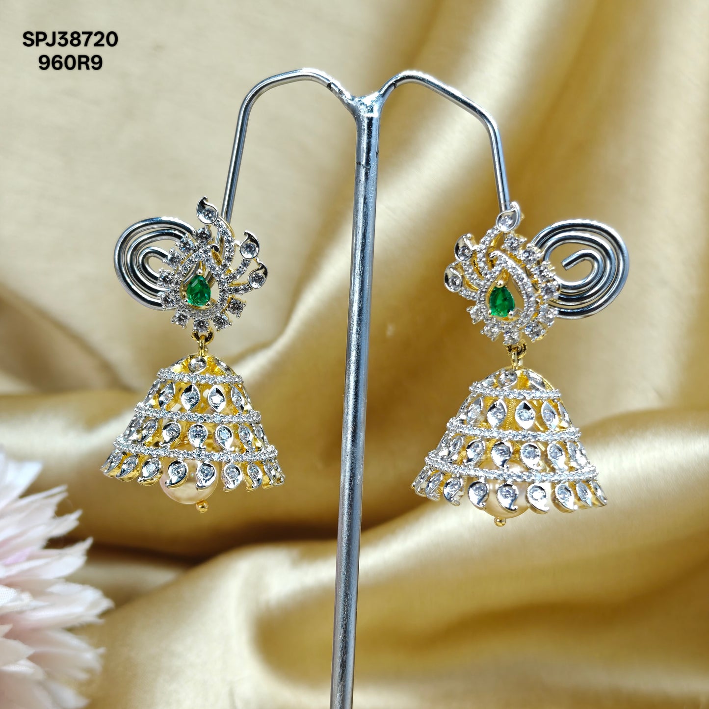 38720 GJ green small jhumka