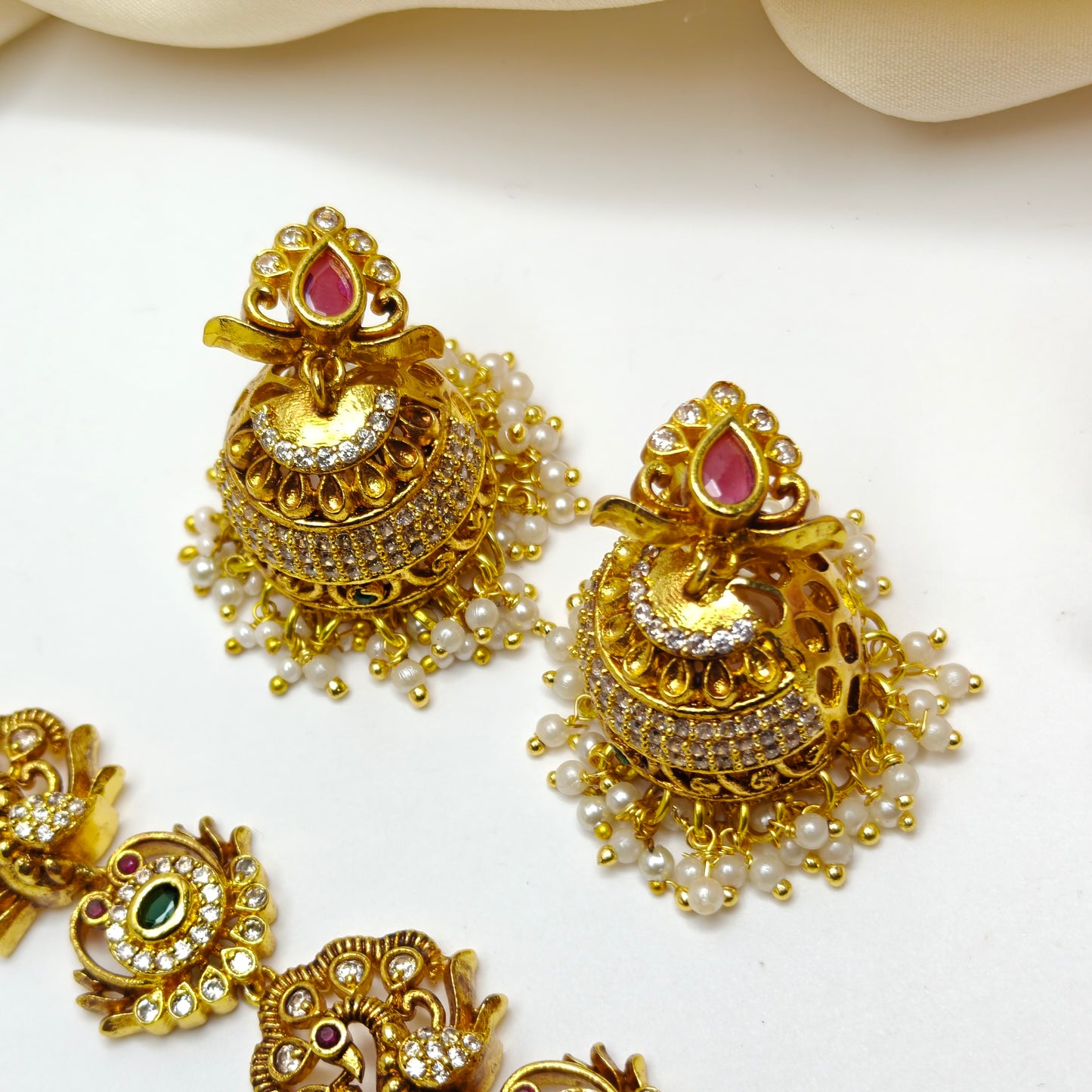 40790 Matte Laxmi Peacock Short Multi Necklace