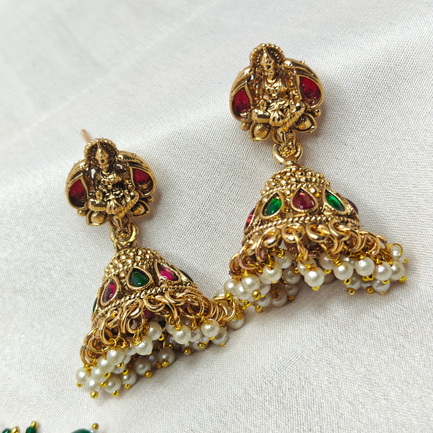 39802 Laxmi Locket Combo Necklace Set