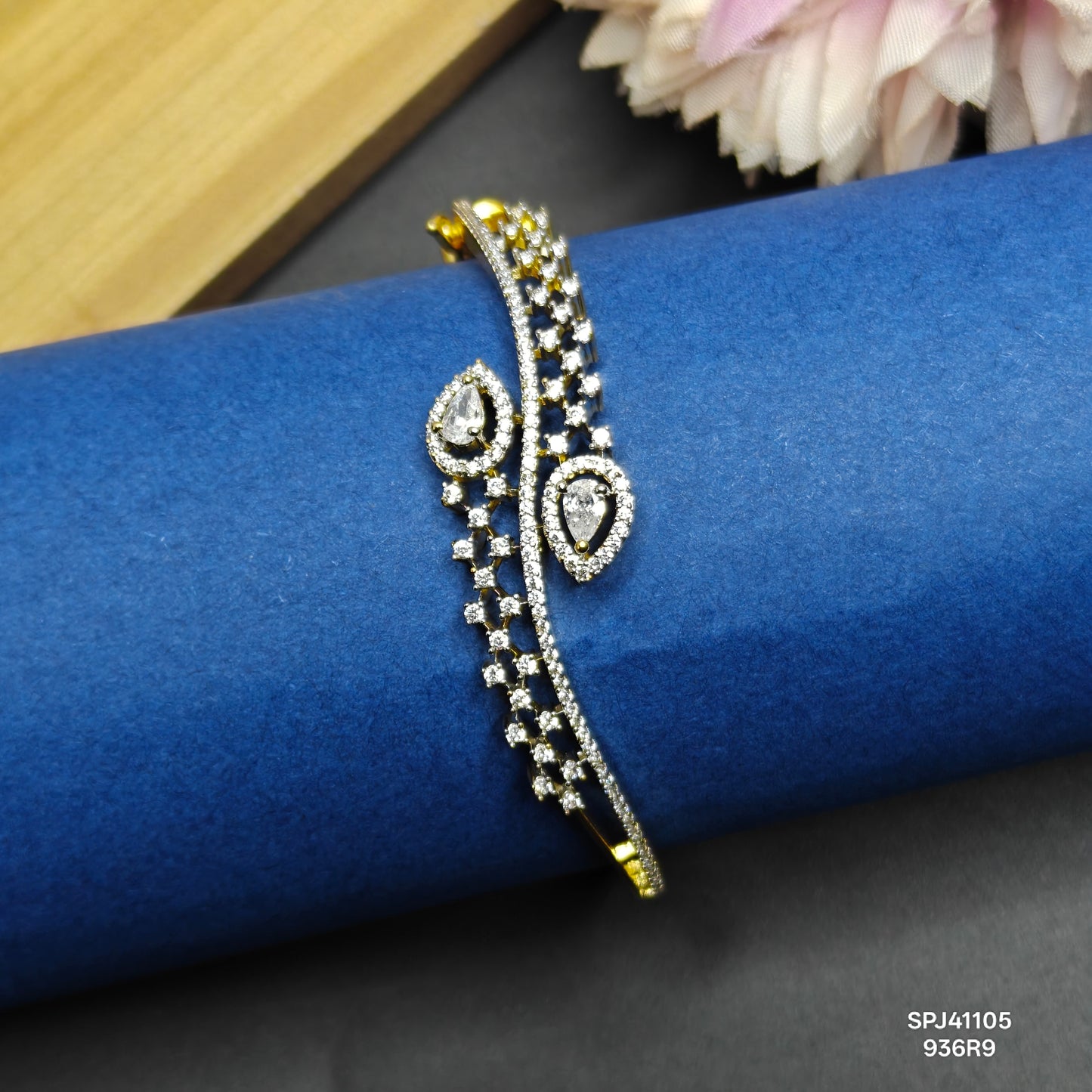 41105 GJ Fancy Bracelet