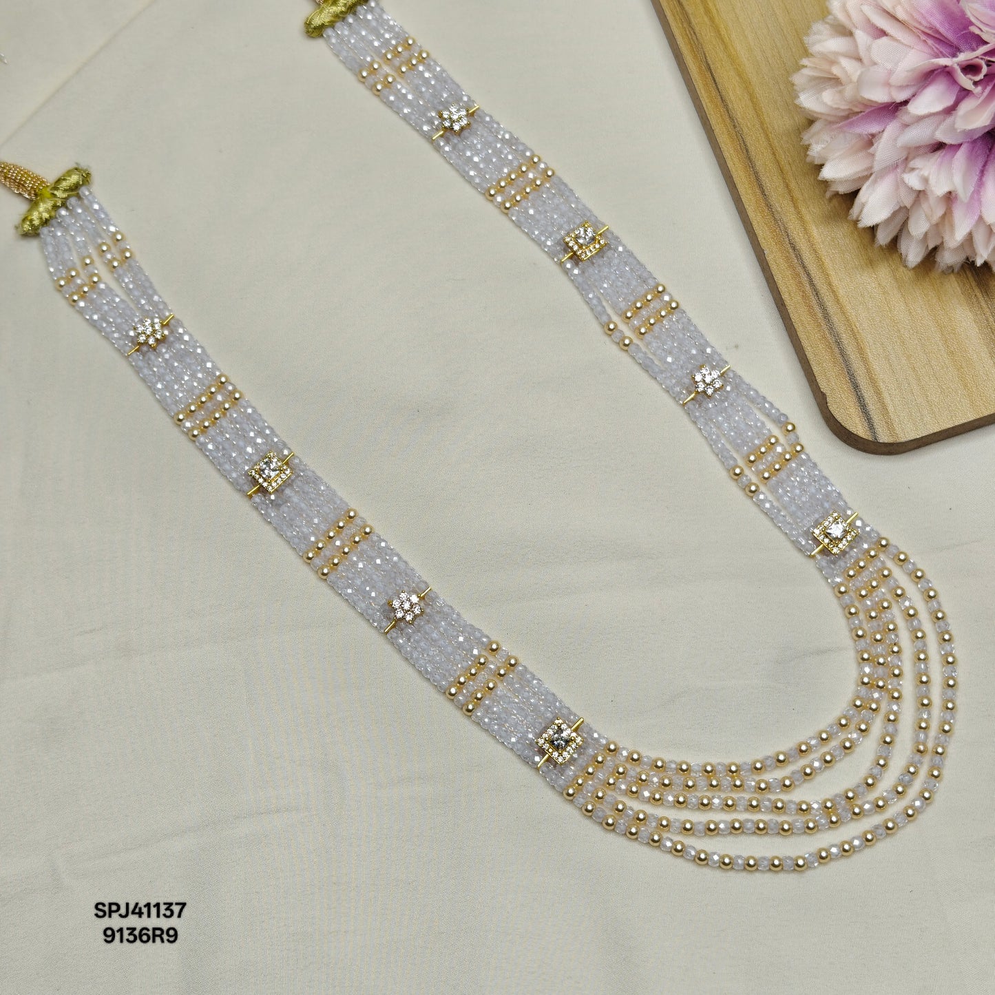 41137 5 Lines Sugar Beads Grey