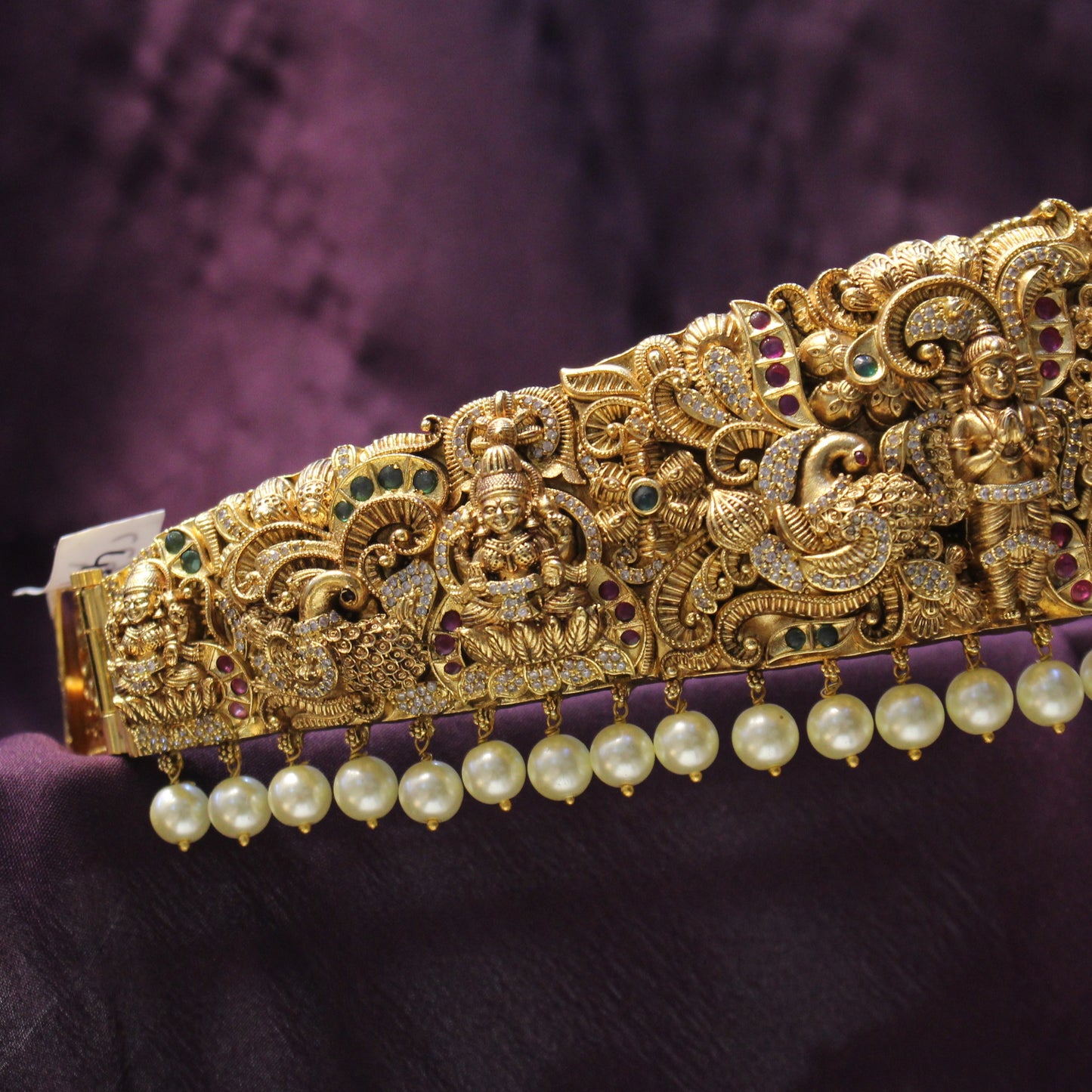 40677 Nakshi Laxmi Peacock Vaddanam