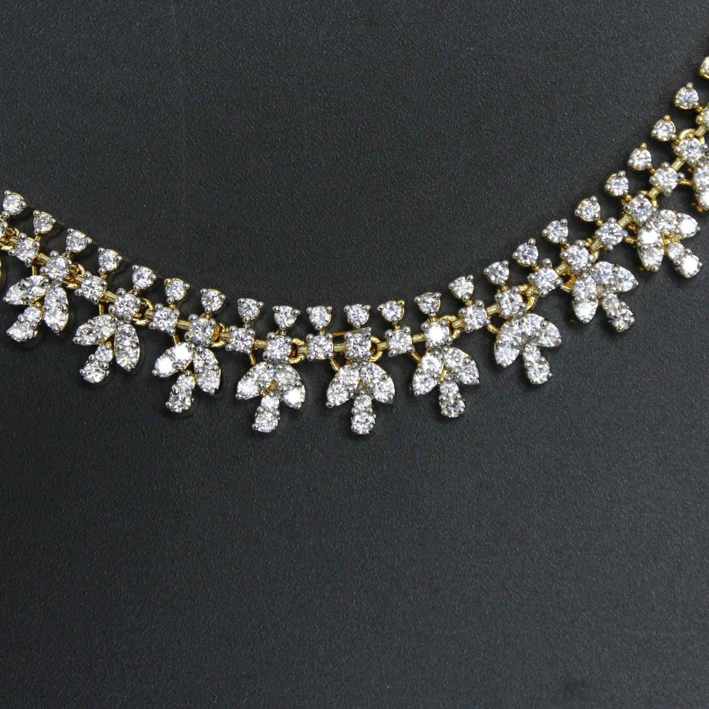 41225 GJ Champaswaralu