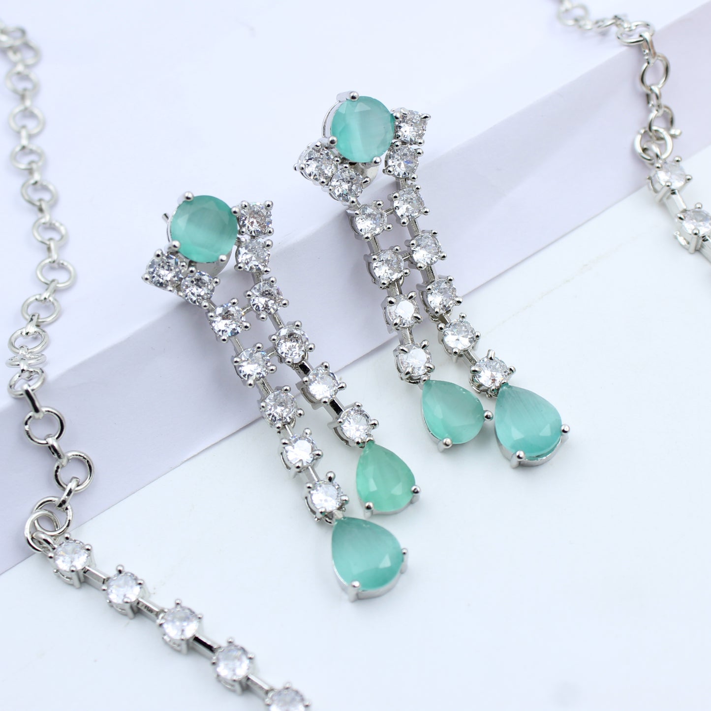 41401 Light Green Silver AD Short Necklace Set