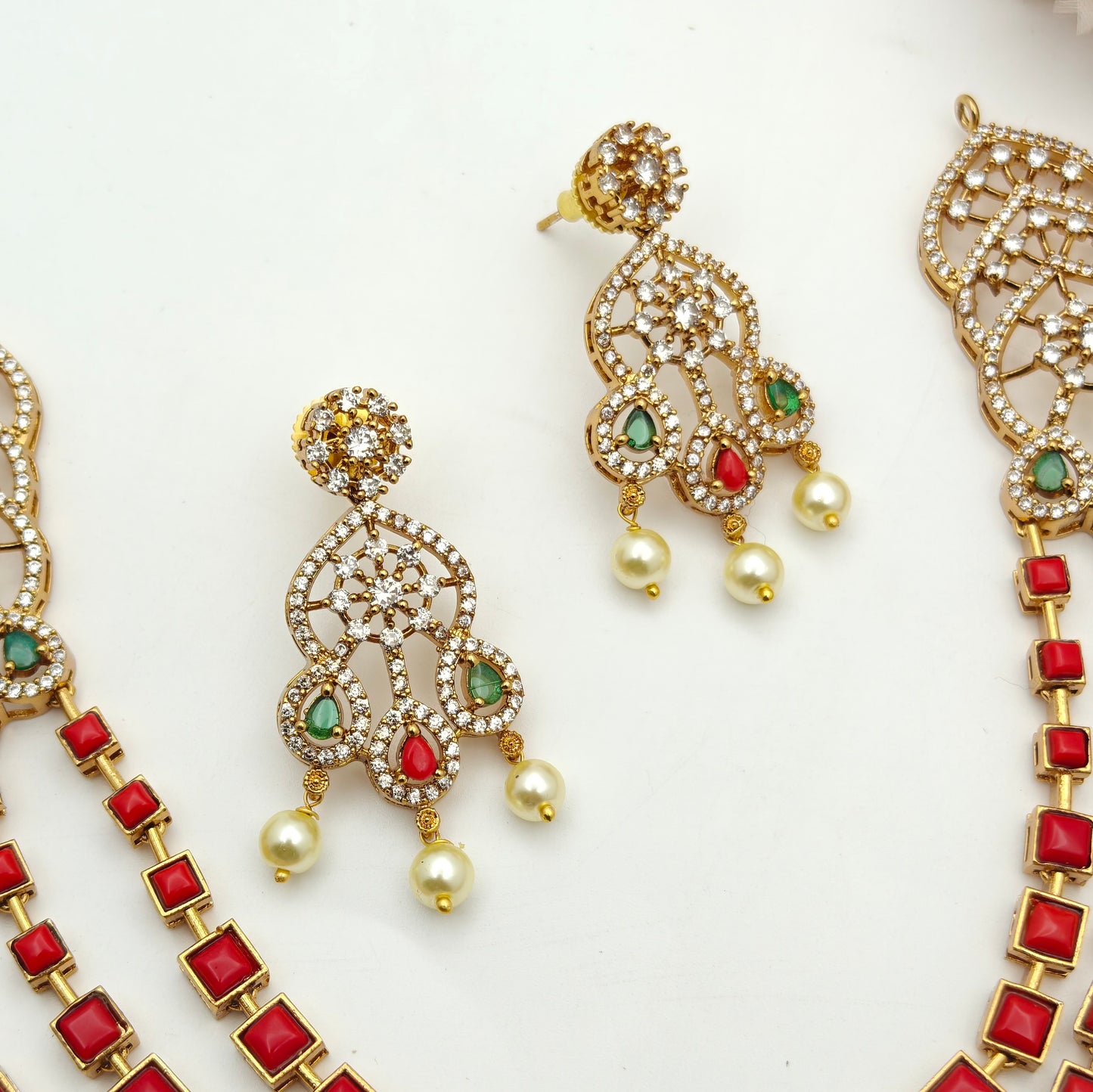 41611 Victorian Moissanite Coral 4 Layers Necklace Set