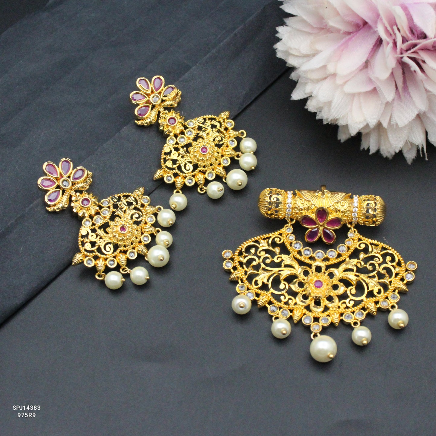 14383 Flower Pendant Set