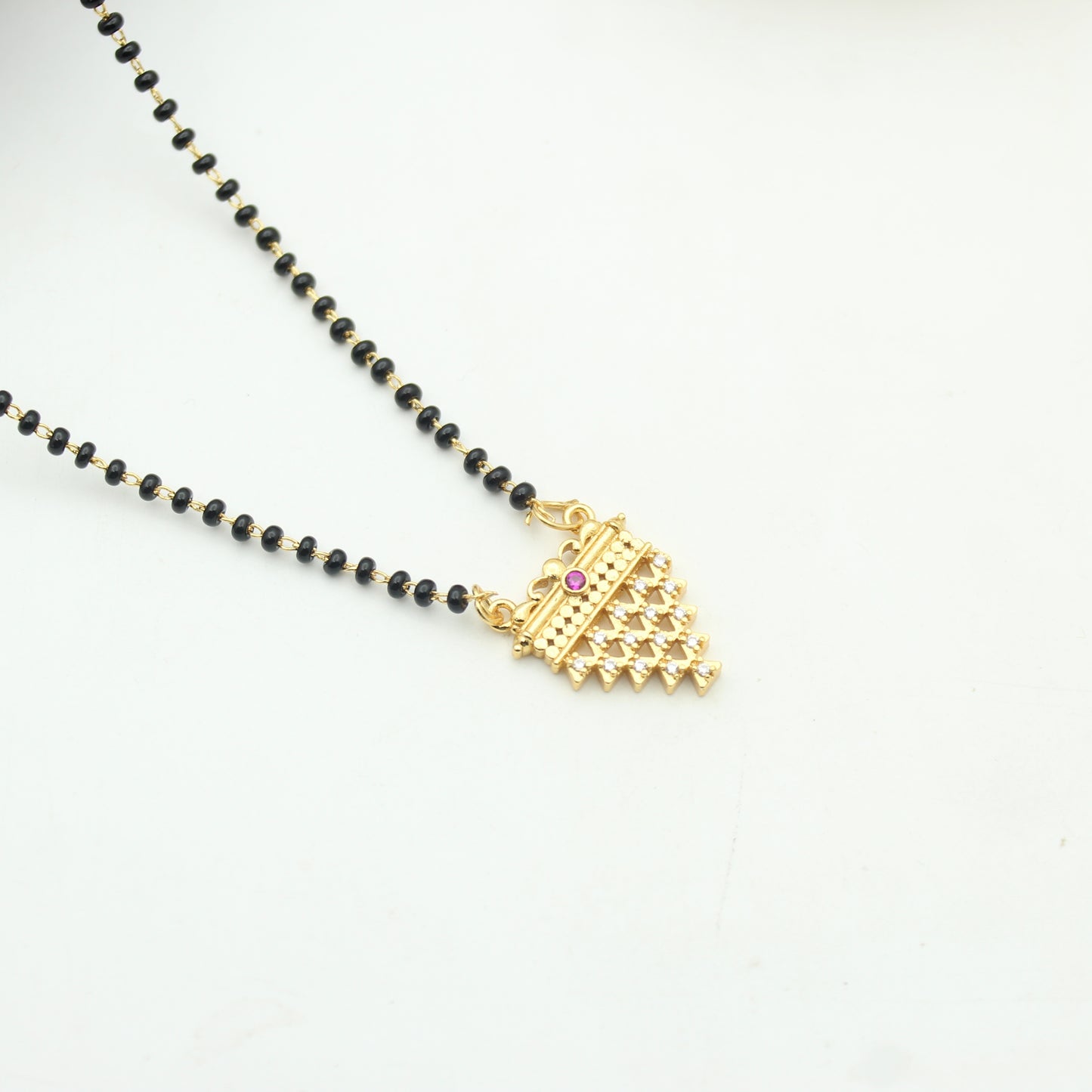 41772 Single Locket Black Beads 1 Line