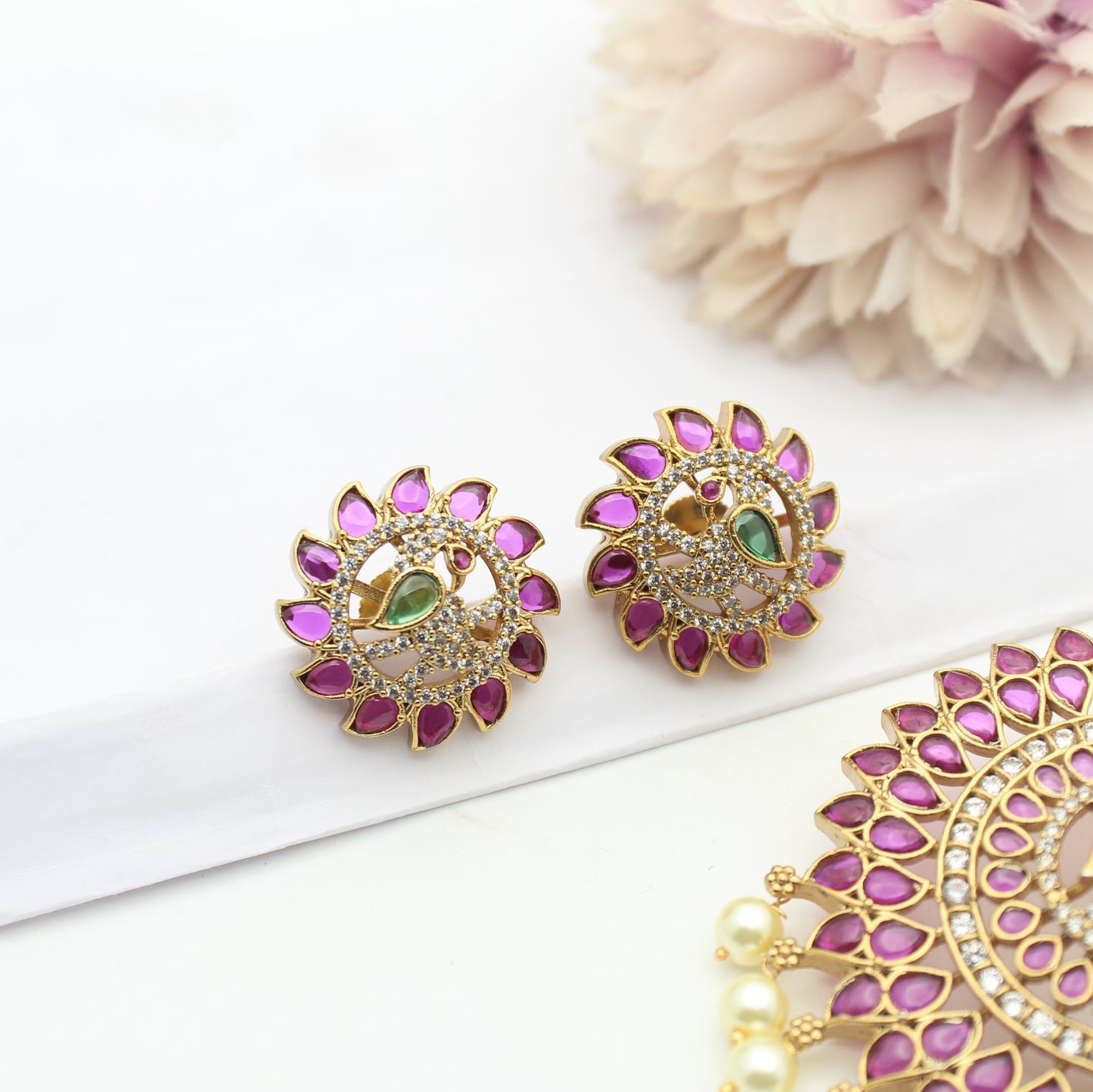 41792 Pota Stone Peacock Pendant Set